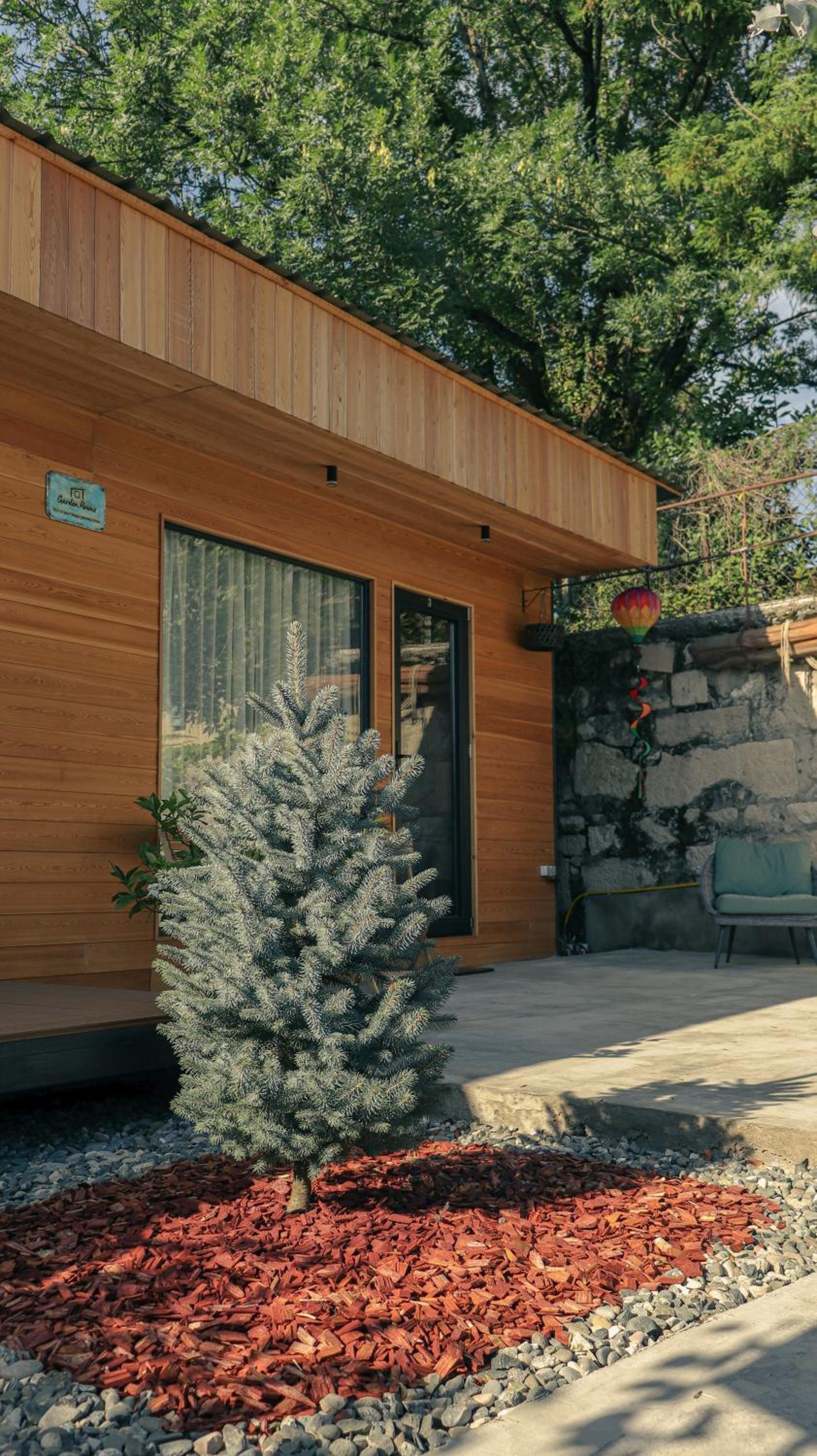 Garden rooms in Kutaisi view 5