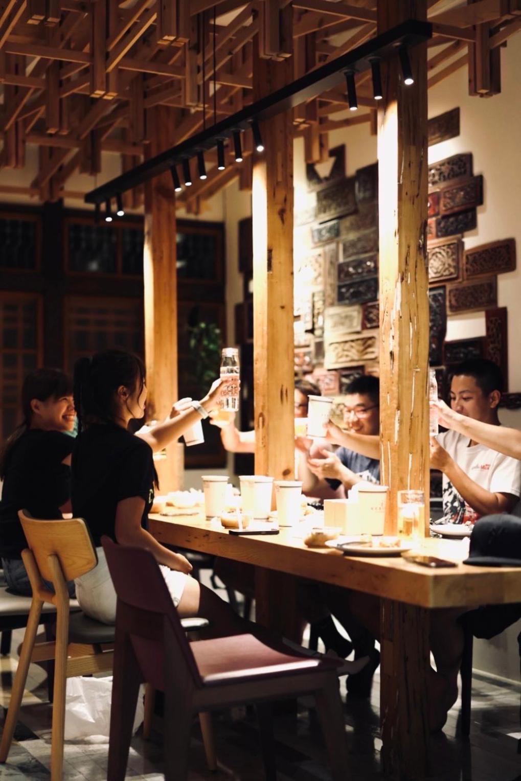 dining