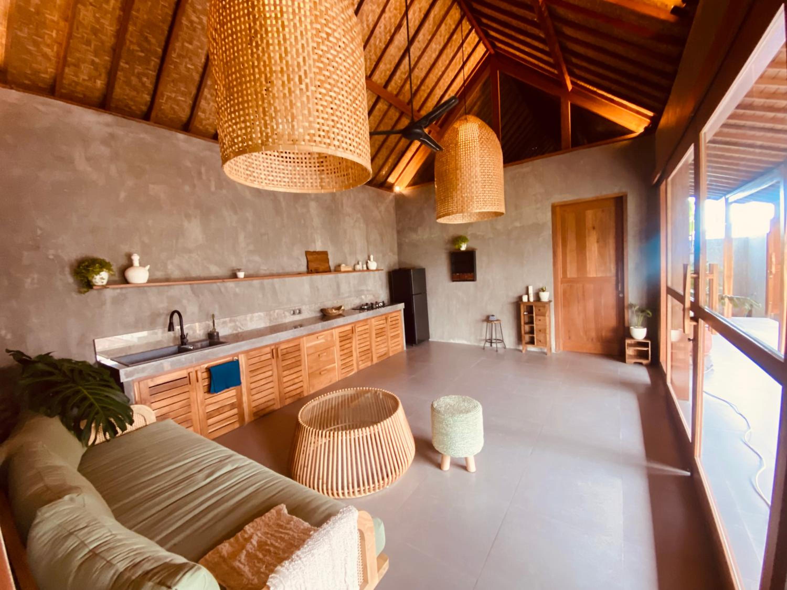 Stunning 3 BDR villa 900m from the beach Seseh Canggu view 5