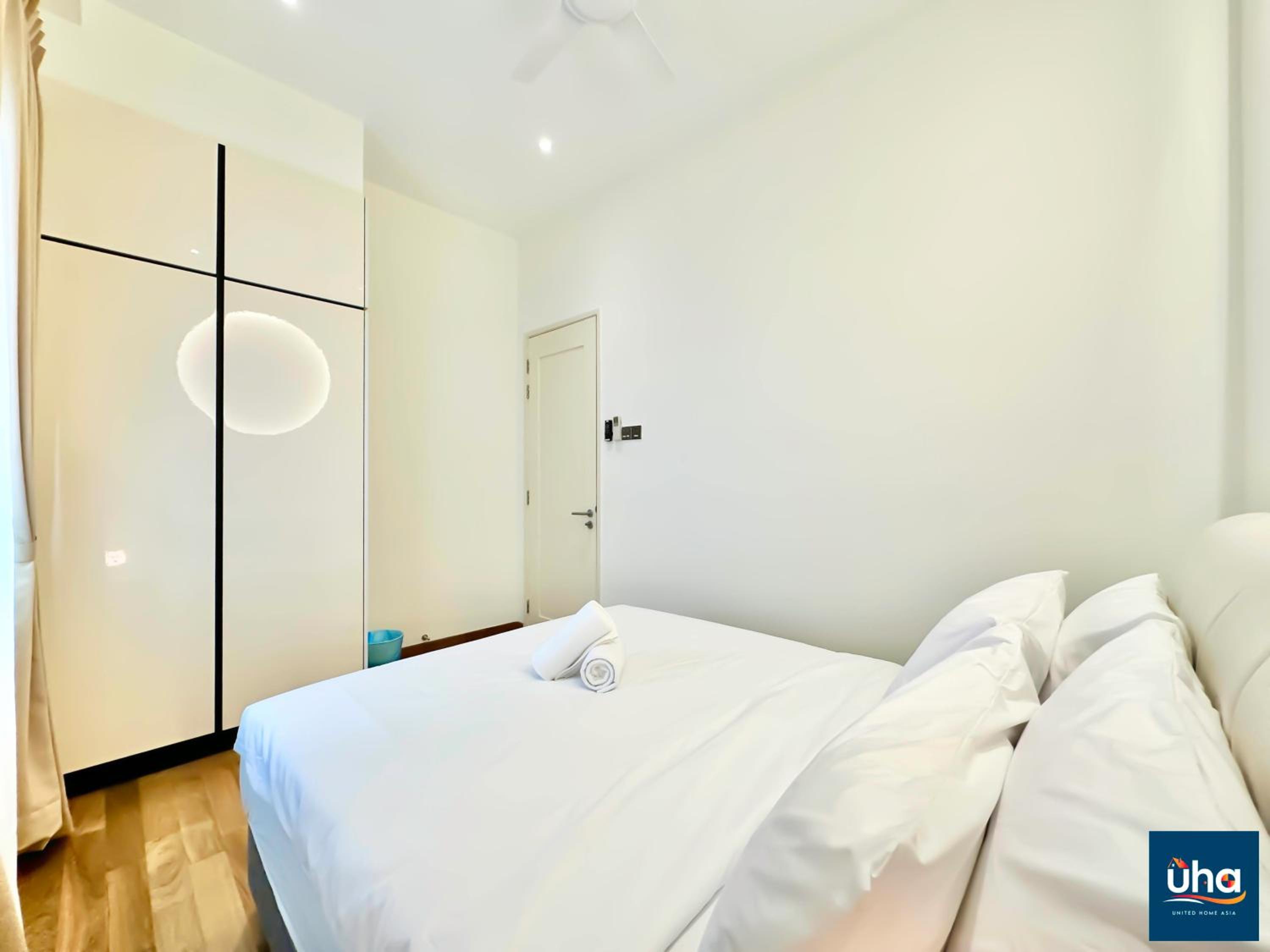 TriTower Residence By RR JBcity