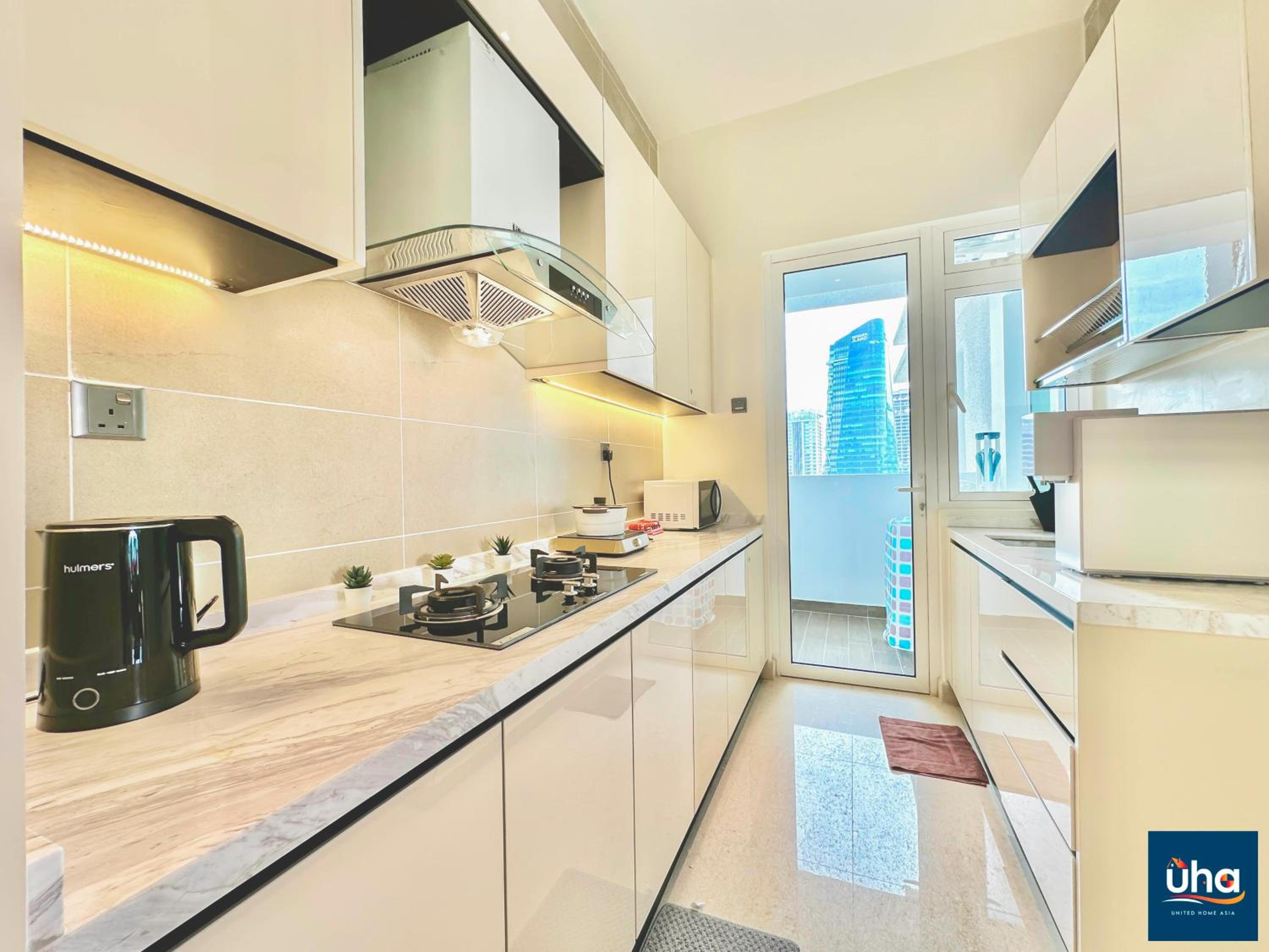 TriTower Residence By RR JBcity