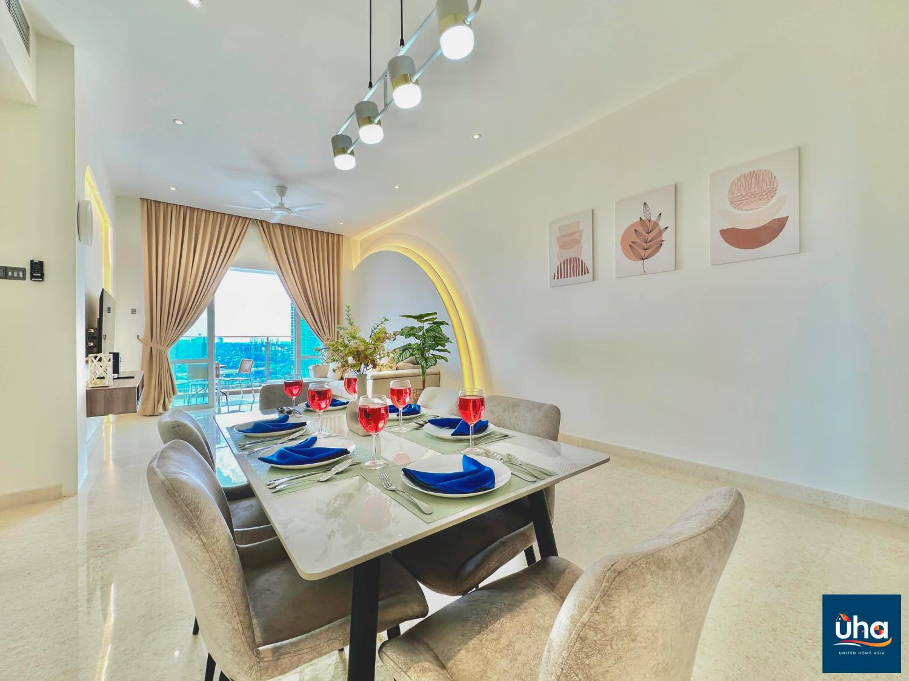 TriTower Residence By RR JBcity