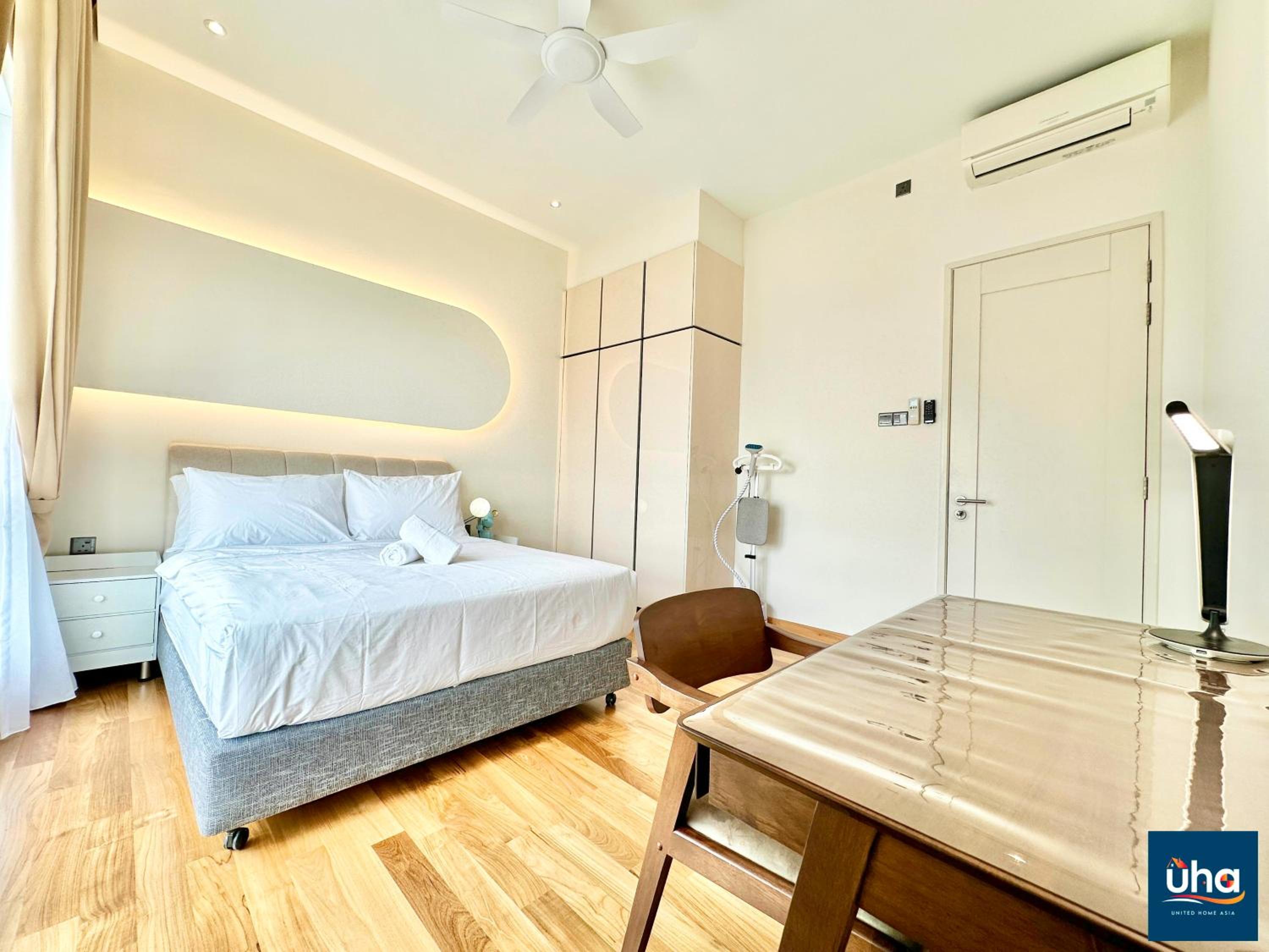 TriTower Residence By RR JBcity
