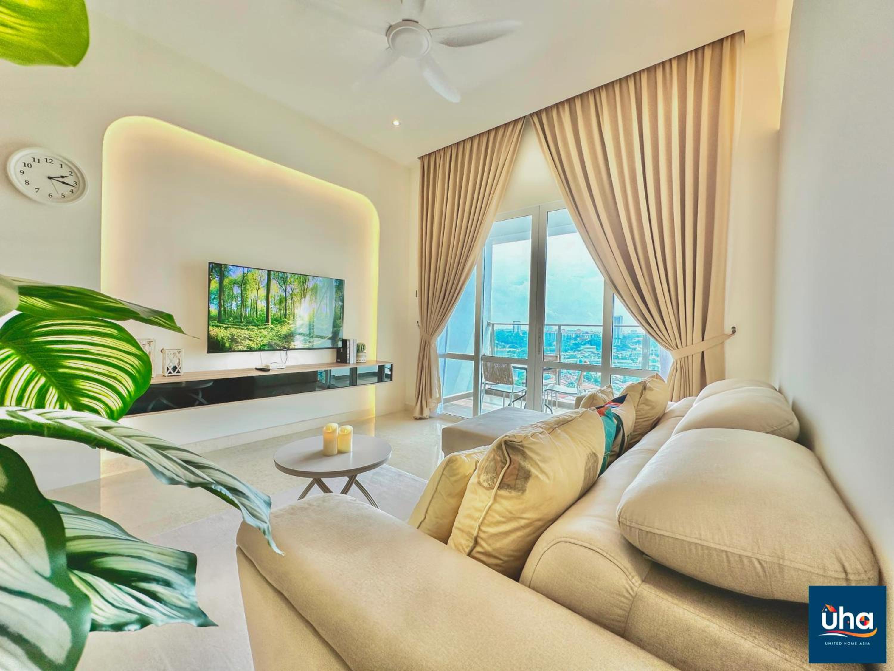 TriTower Residence By RR JBcity
