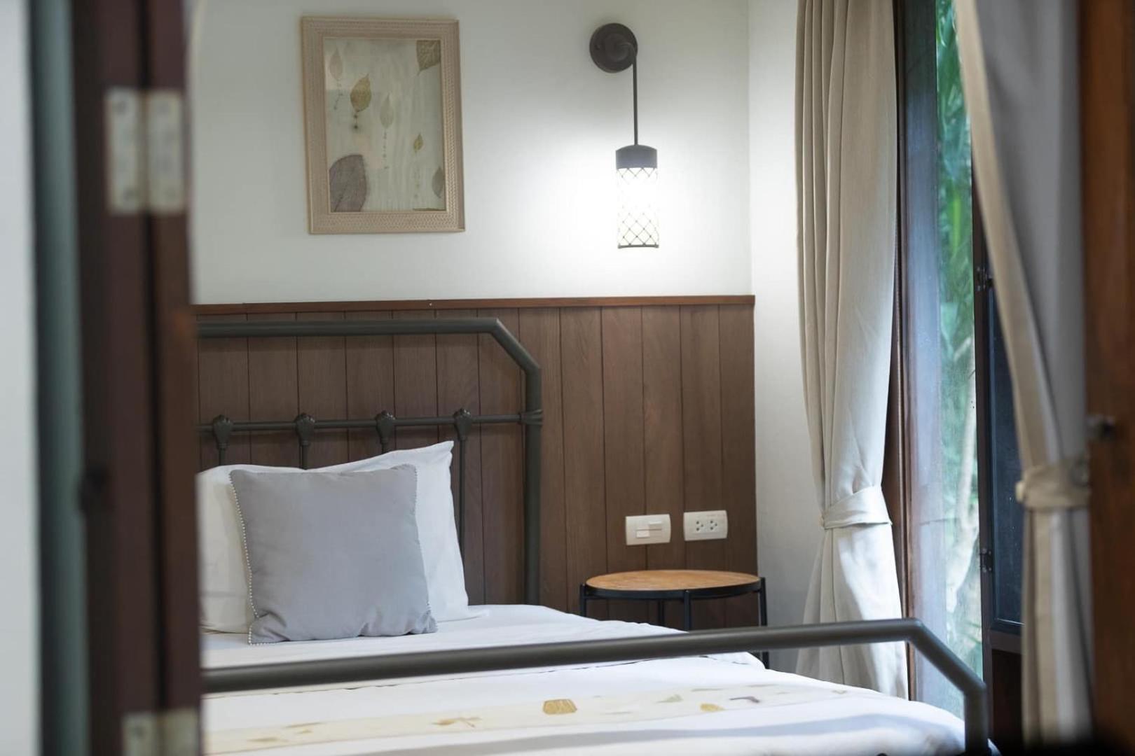 Wanathara Resort