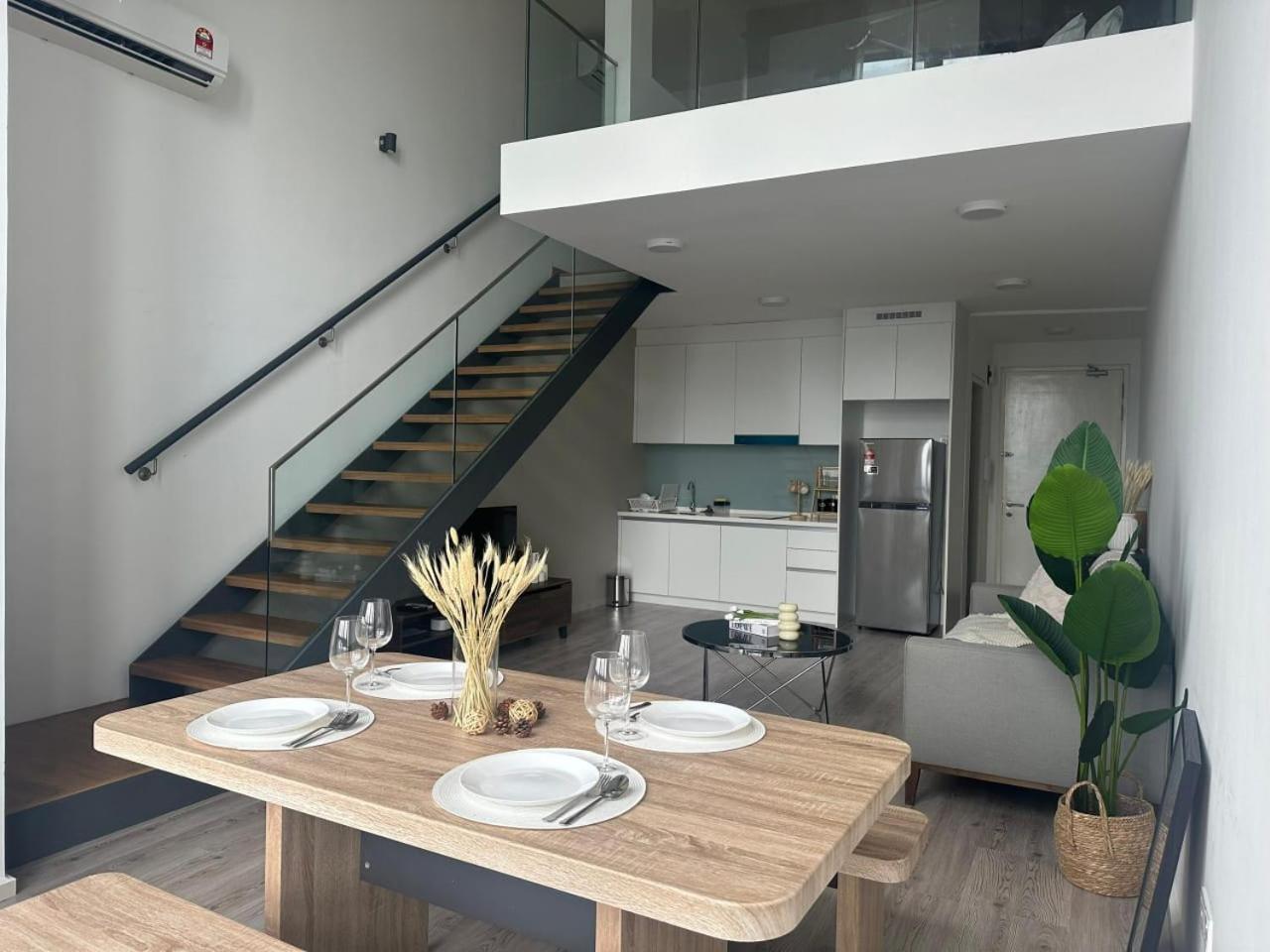 Urban Loft MRT Convenience KLCC Nearby in EKO CHERAS