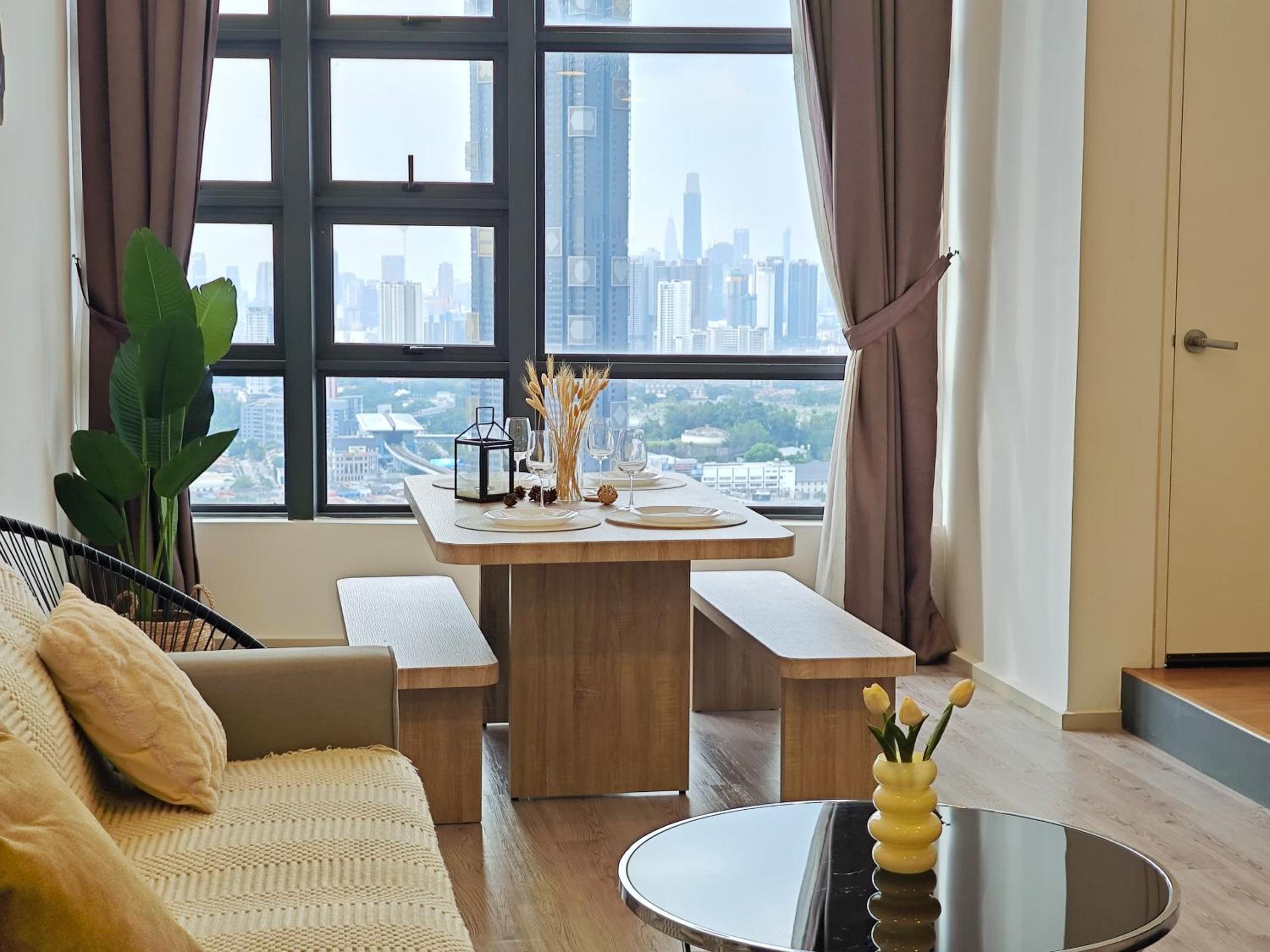 Urban Loft MRT Convenience KLCC Nearby in EKO CHERAS