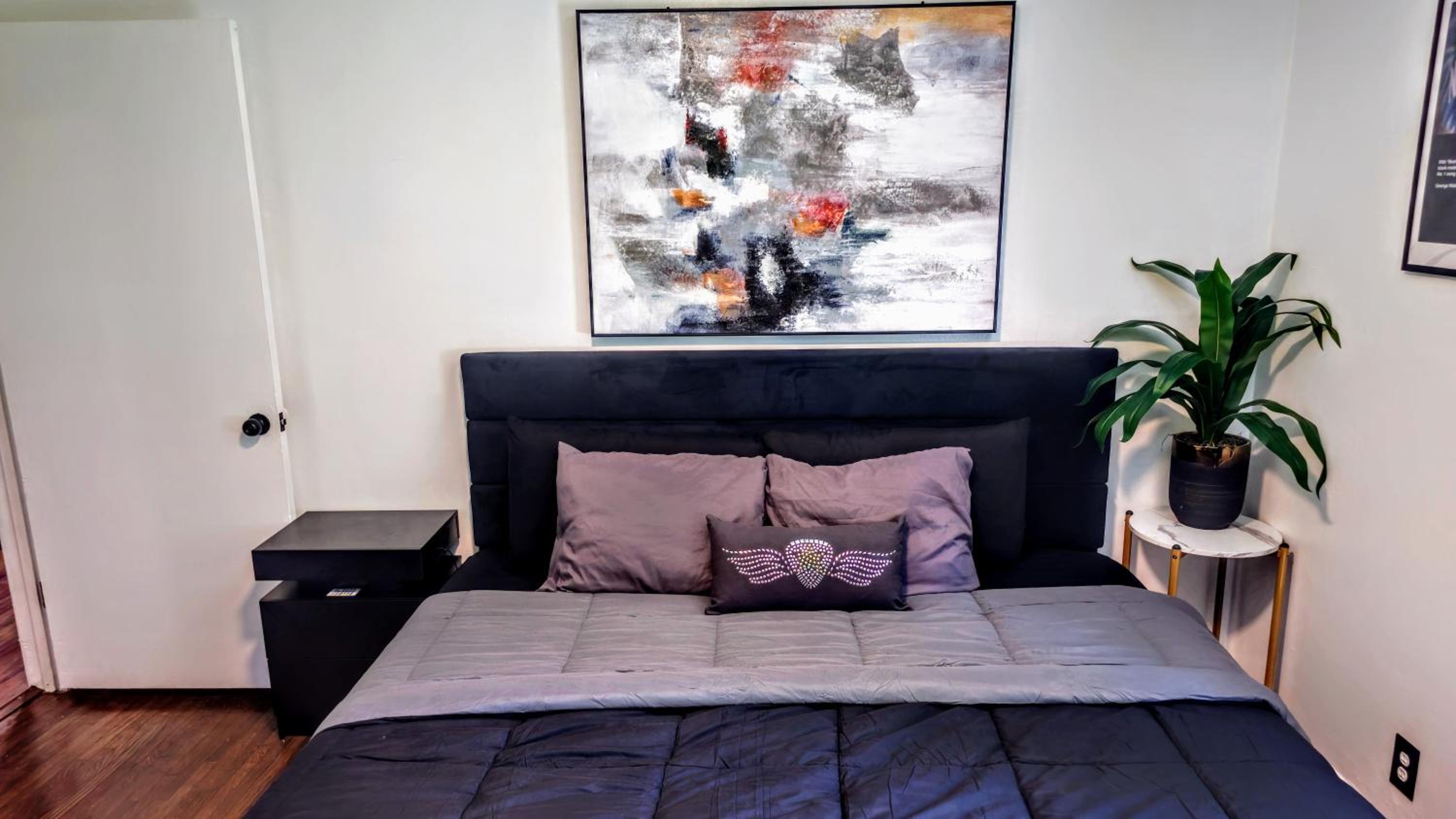 Luxury duplex unit in Nashville Unit A view 2