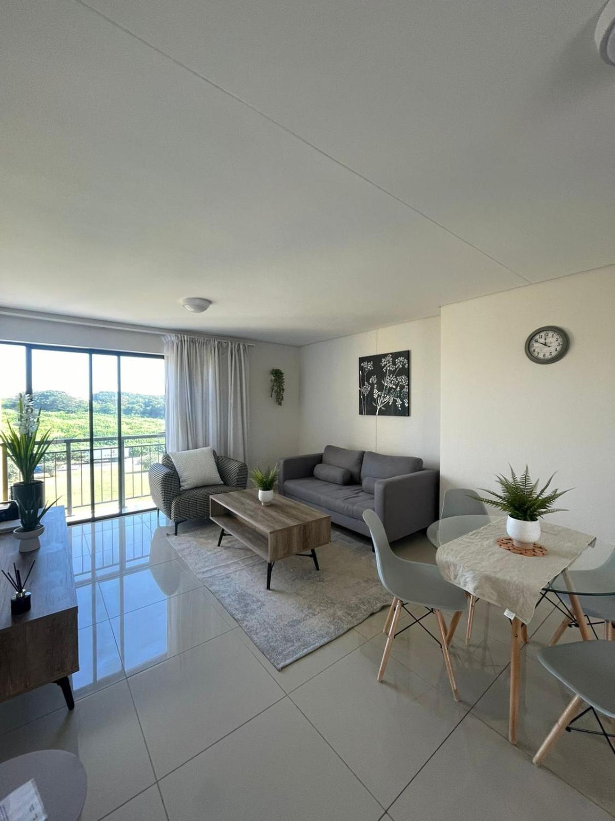 Umhlanga Dreamy Millennial view 4