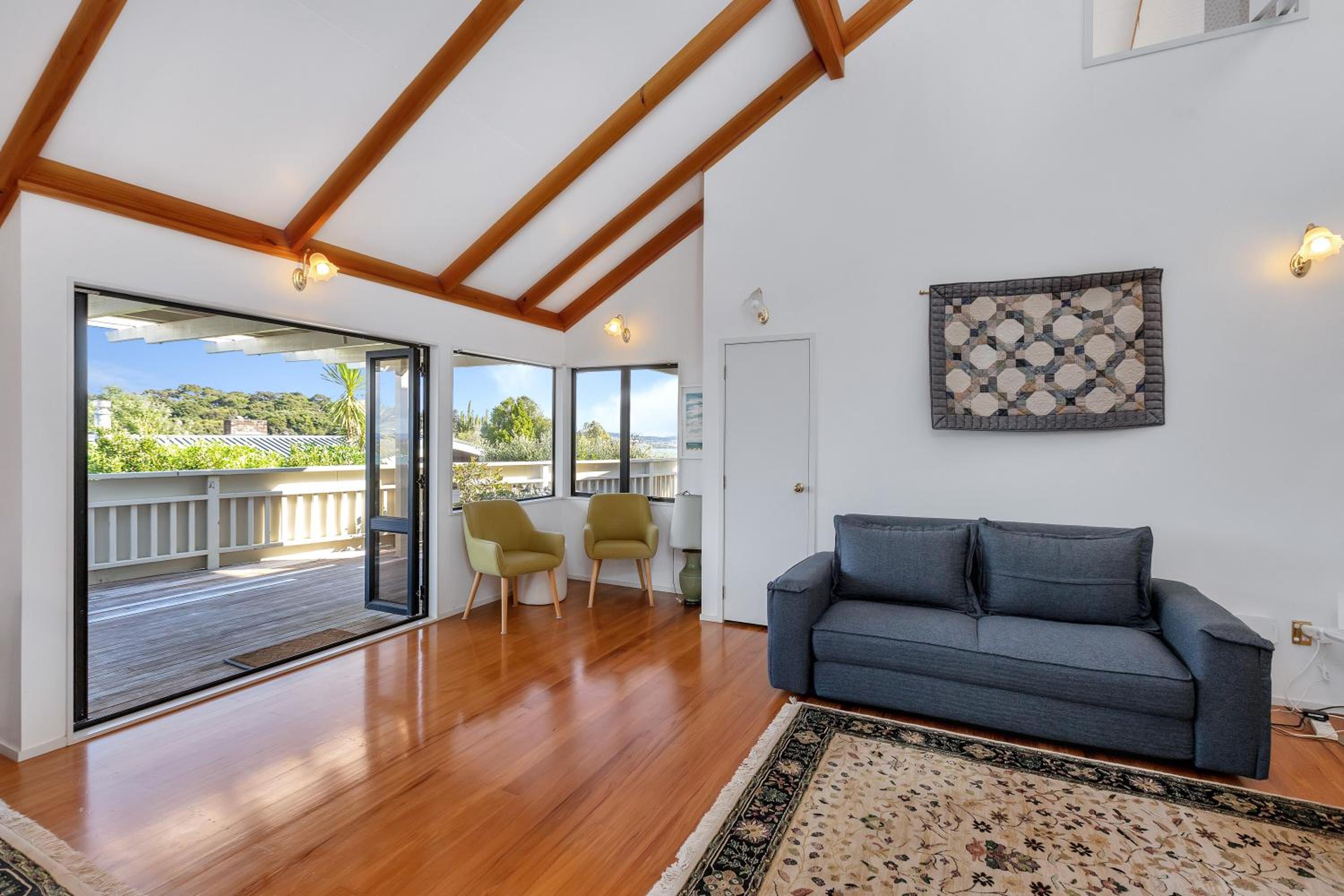 Greenways - Russell Holiday Home