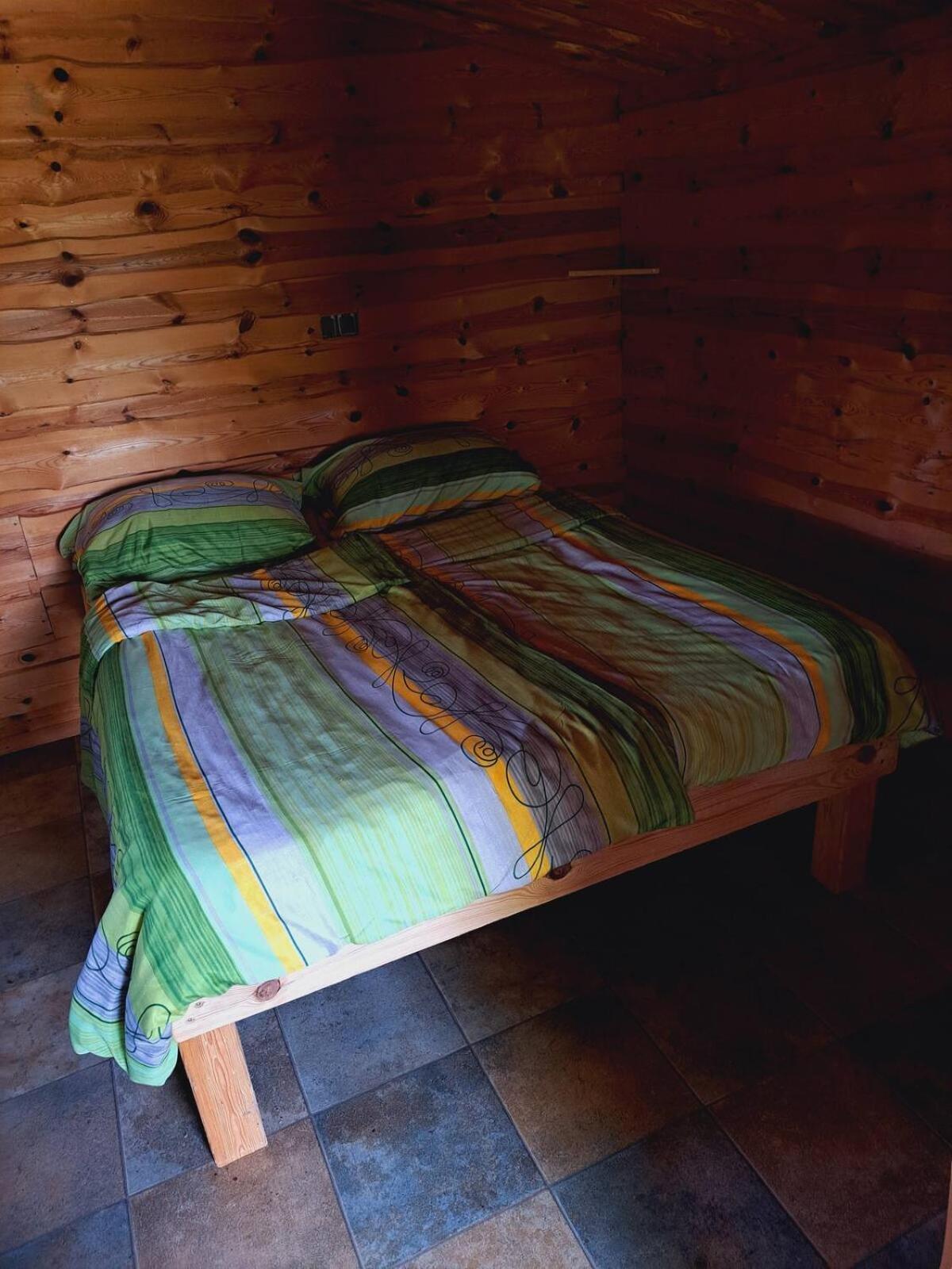 Glamping Gril view 3