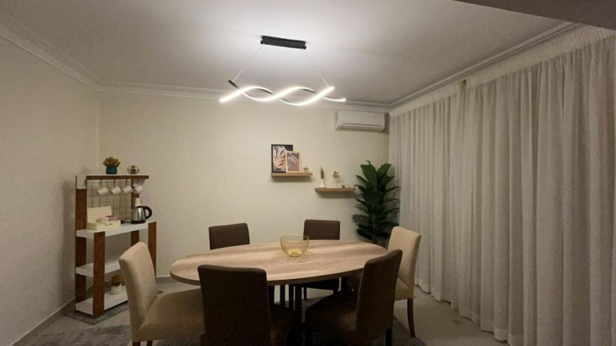 Madi nile and pyramids view 3BR