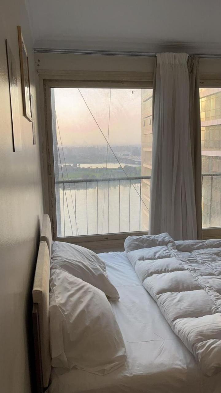 Madi nile and pyramids view 3BR