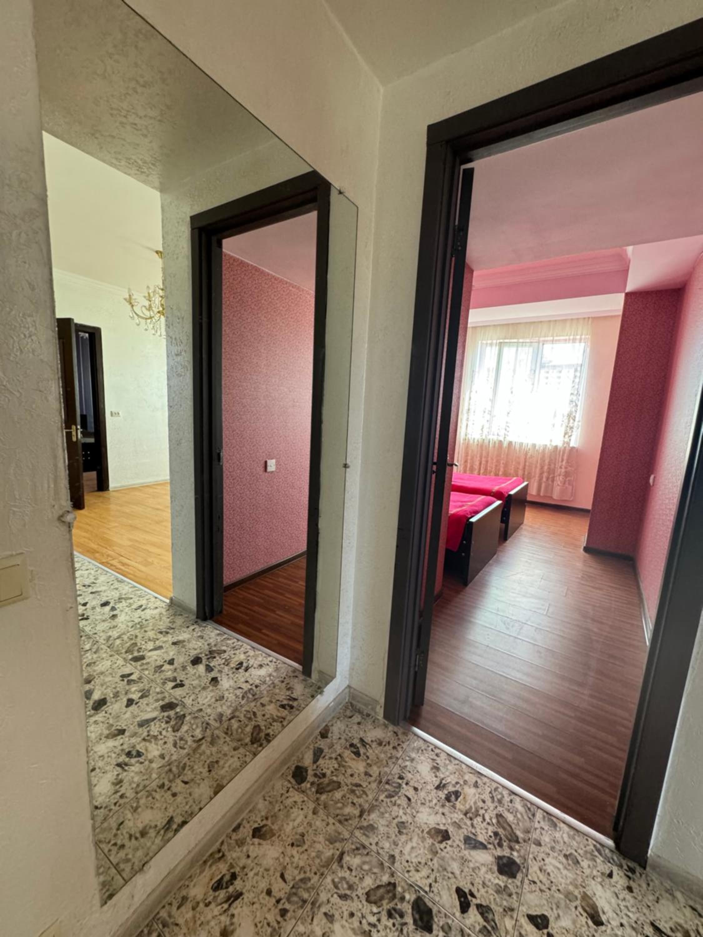 Anukas apartment