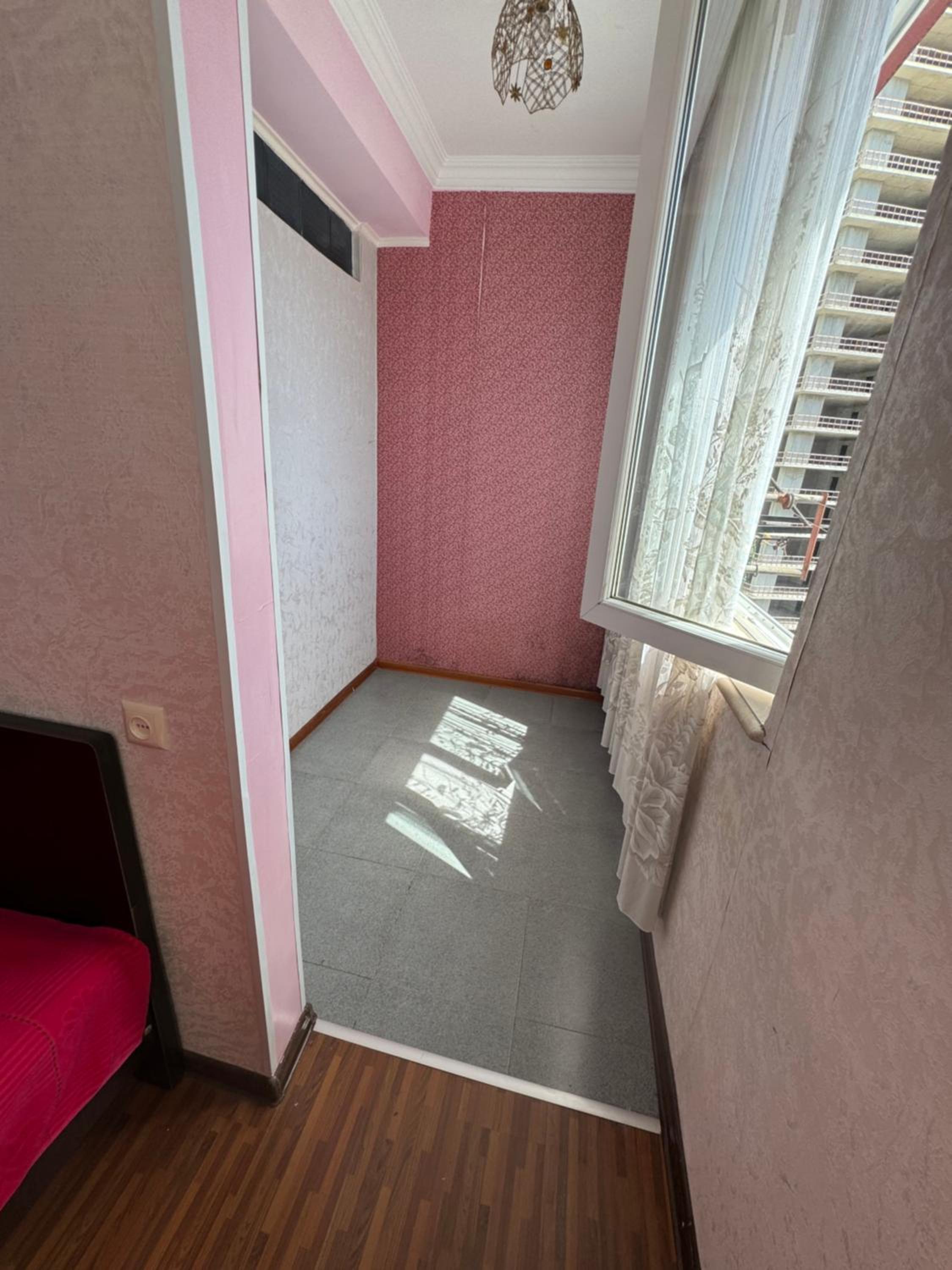 Anukas apartment