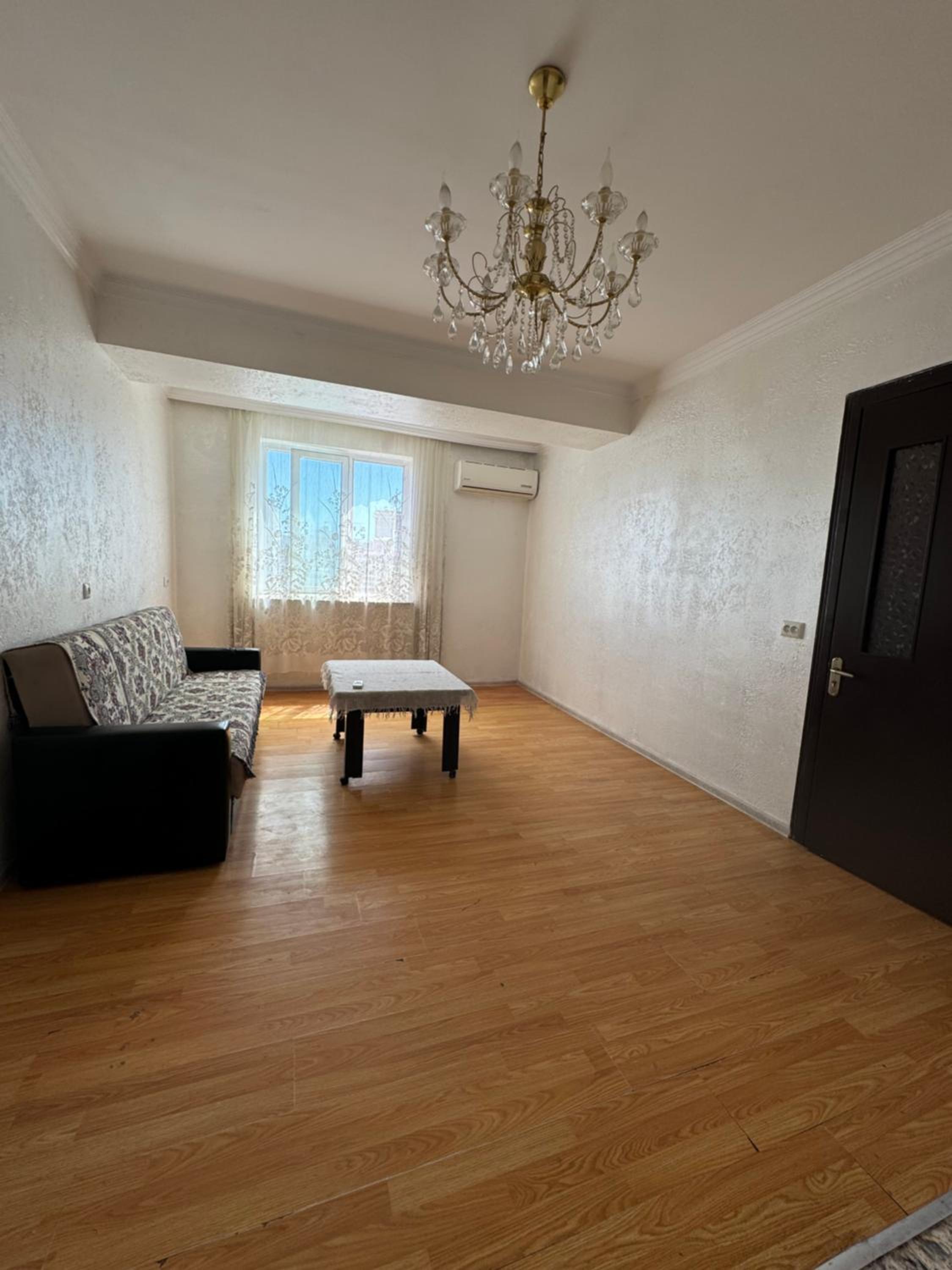 Anukas apartment