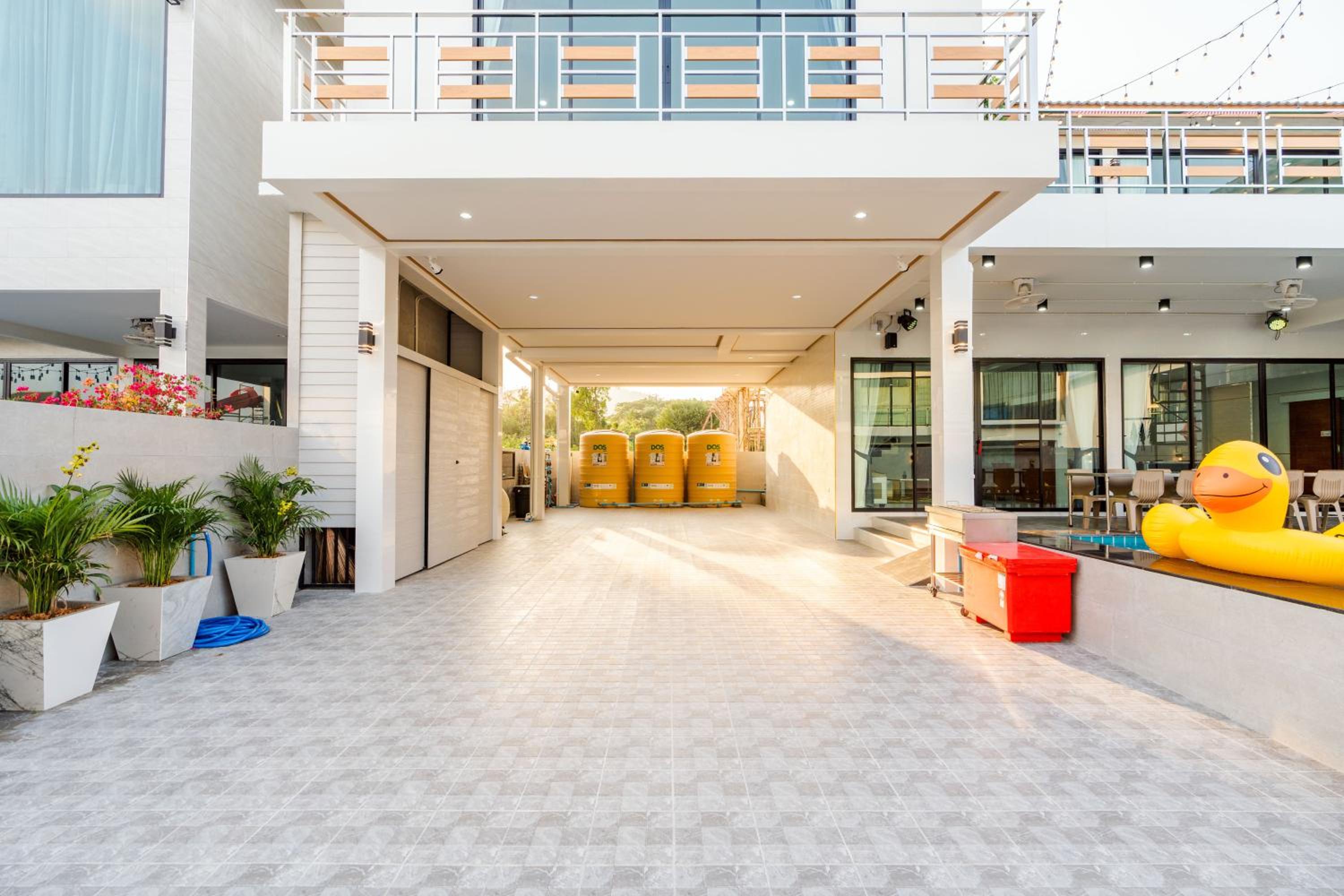 บ้านพัก Blue Club Pool Villa Hua Hin