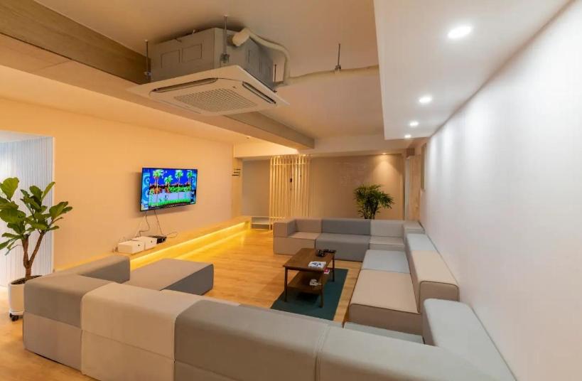 lounge