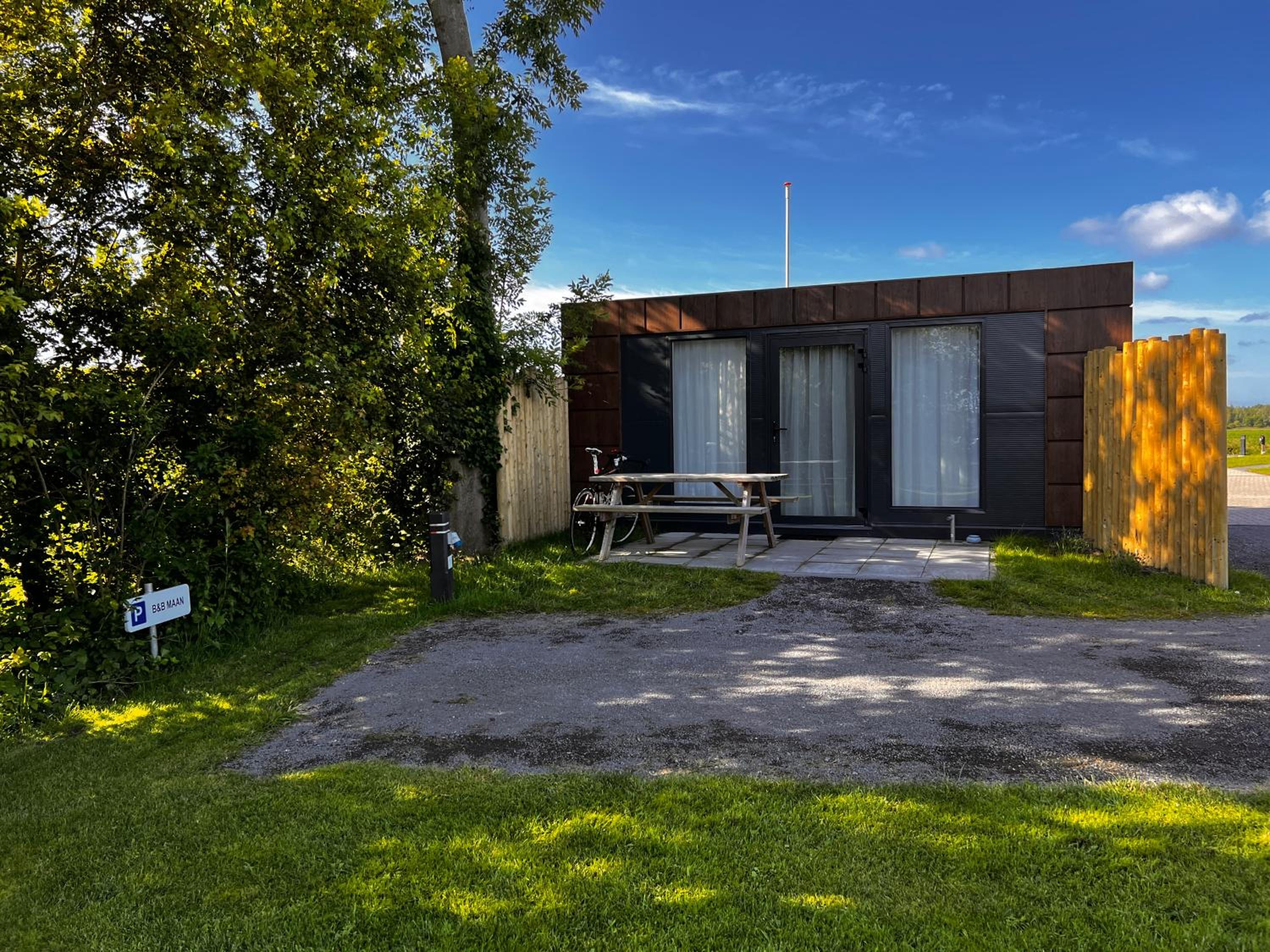 B&B Tiny House Bij Zee view 2