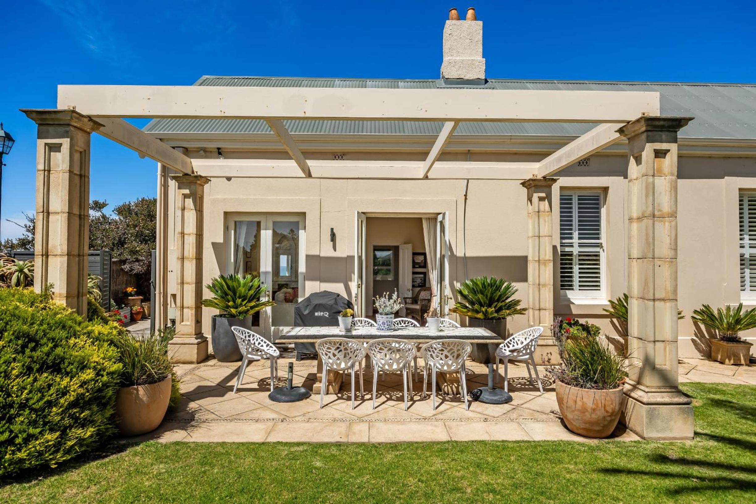 St Helens - Absolute Ocean Frontage - 1 The Strand Port Elliot- Linen Included