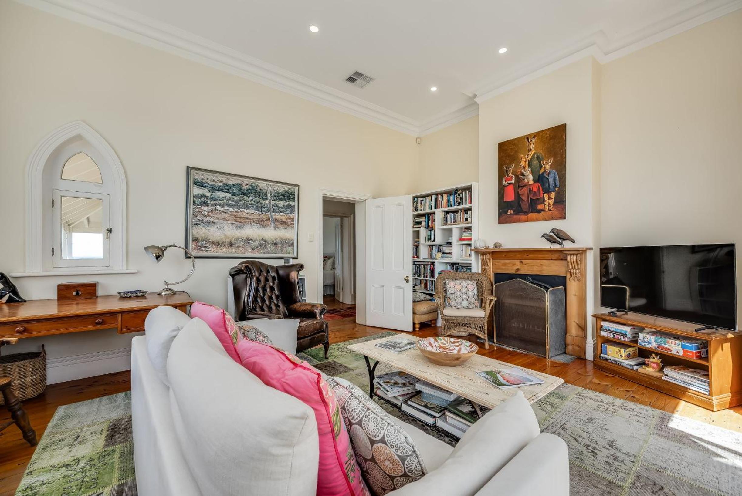 St Helens - Absolute Ocean Frontage - 1 The Strand Port Elliot- Linen Included