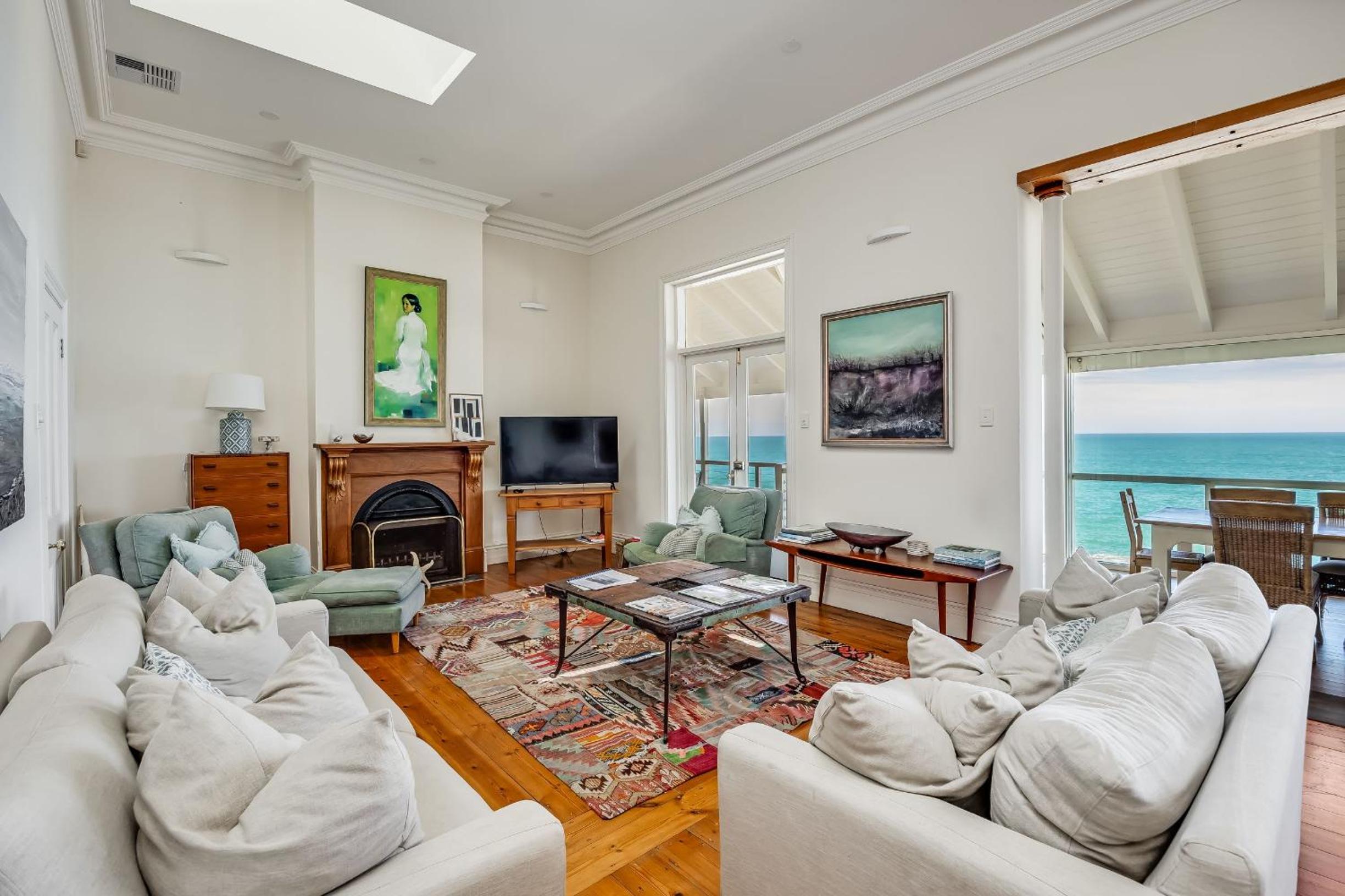 St Helens - Absolute Ocean Frontage - 1 The Strand Port Elliot- Linen Included