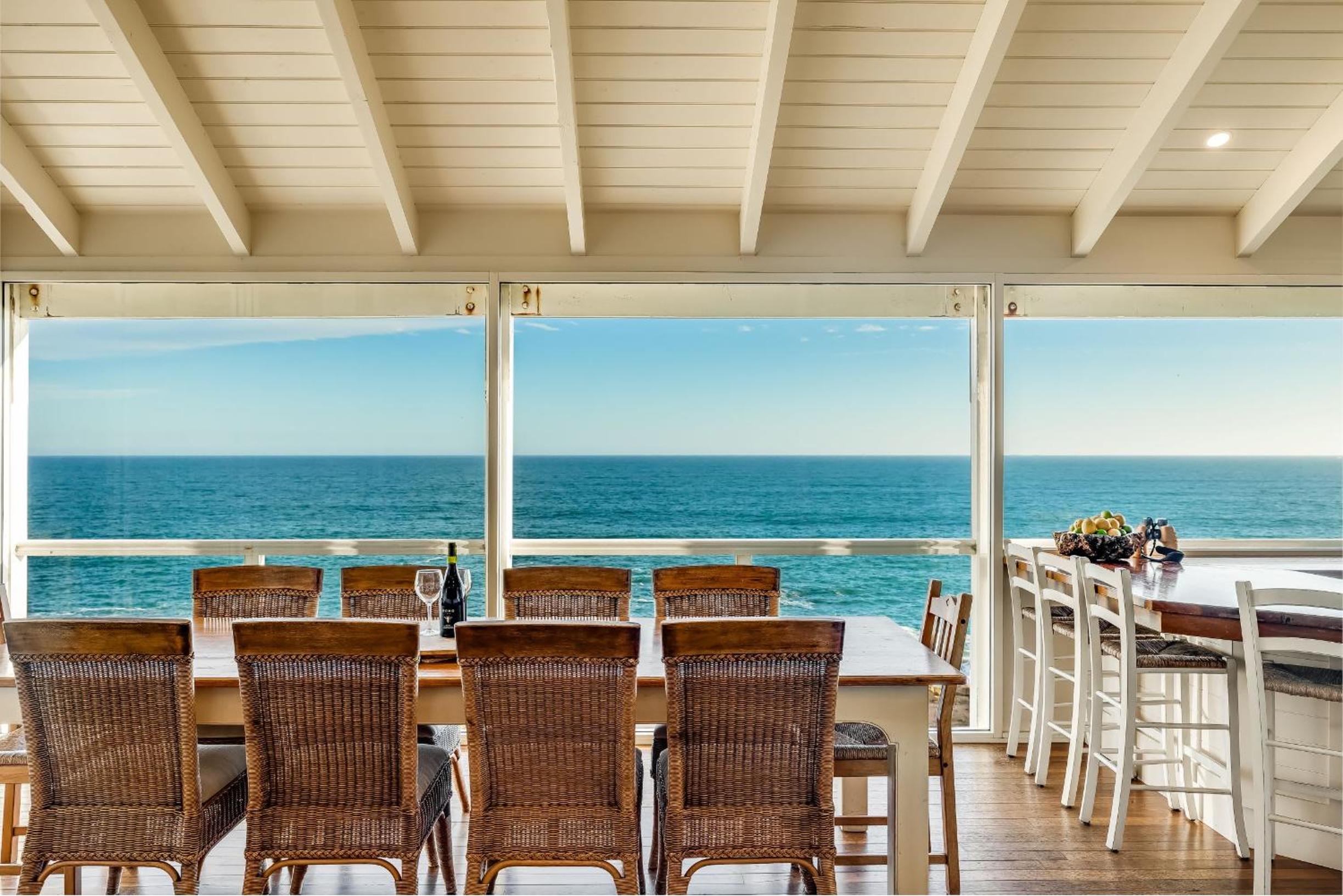 St Helens - Absolute Ocean Frontage - 1 The Strand Port Elliot- Linen Included