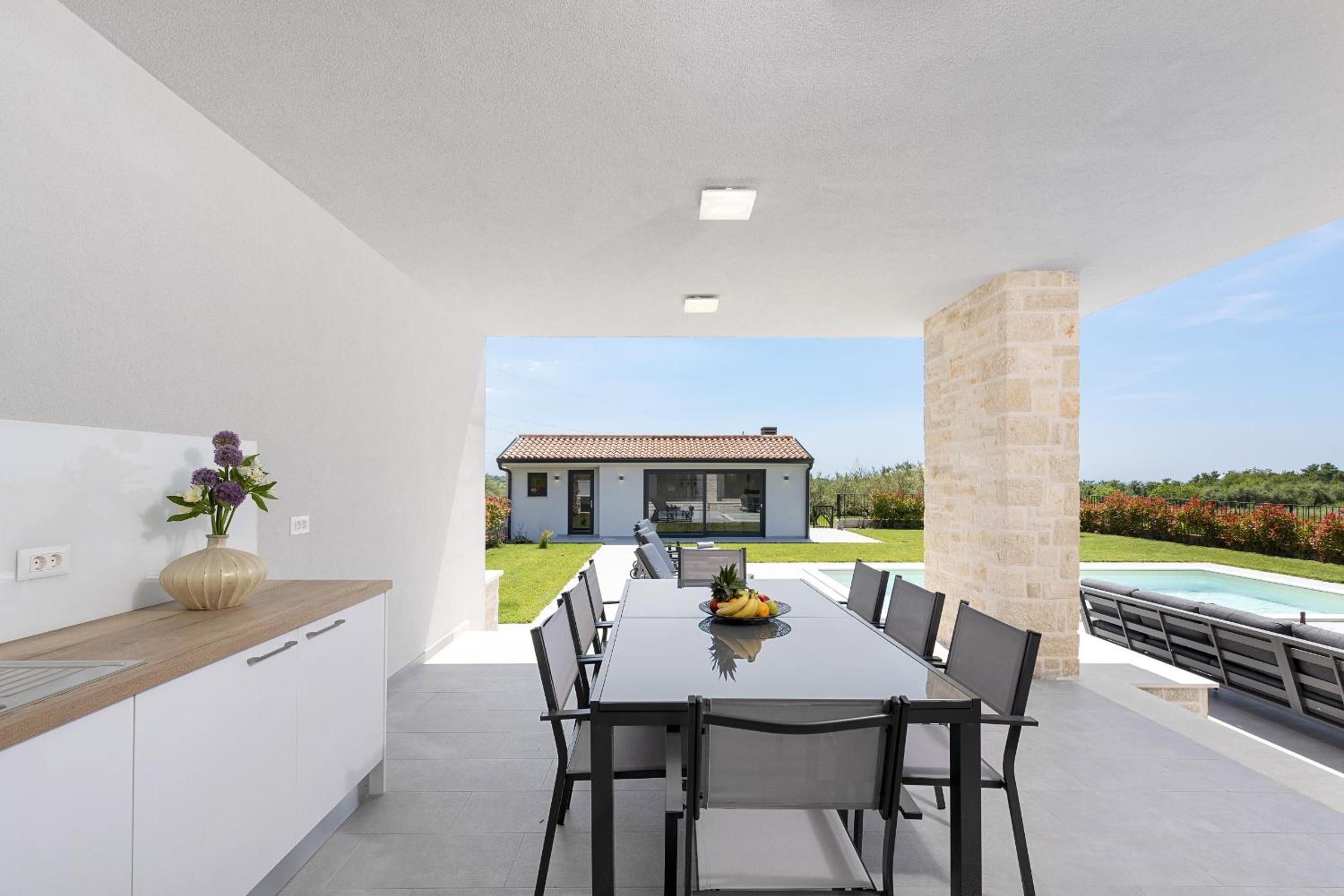 Beautiful Villa Brtonigla with pool in Brtonigla view 4