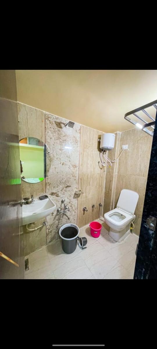 JAI SWAMiNARAYAN DELUX HOMESTAY