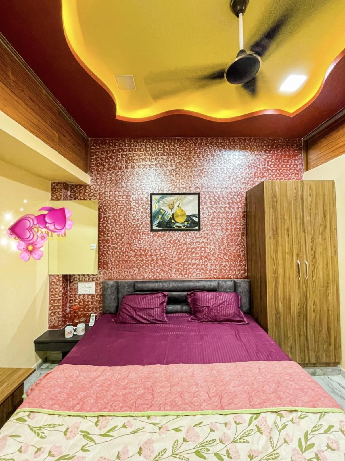 JAI SWAMiNARAYAN DELUX HOMESTAY