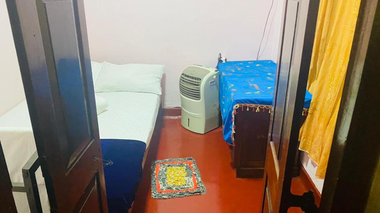 AMBALAMA HOSTEL