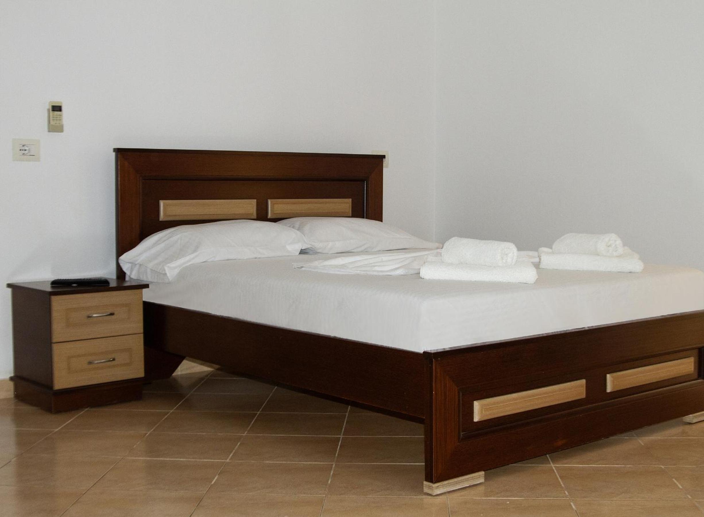 Kel Rooms