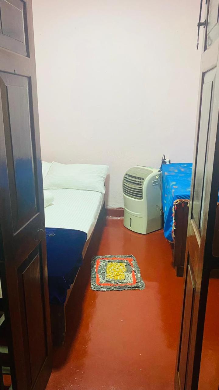 AMBALAMA HOSTEL