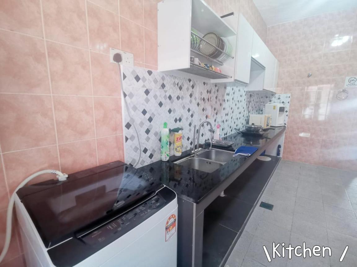 Near TC Beach Alor Akar 4R3B fully AC Town area photo 5
