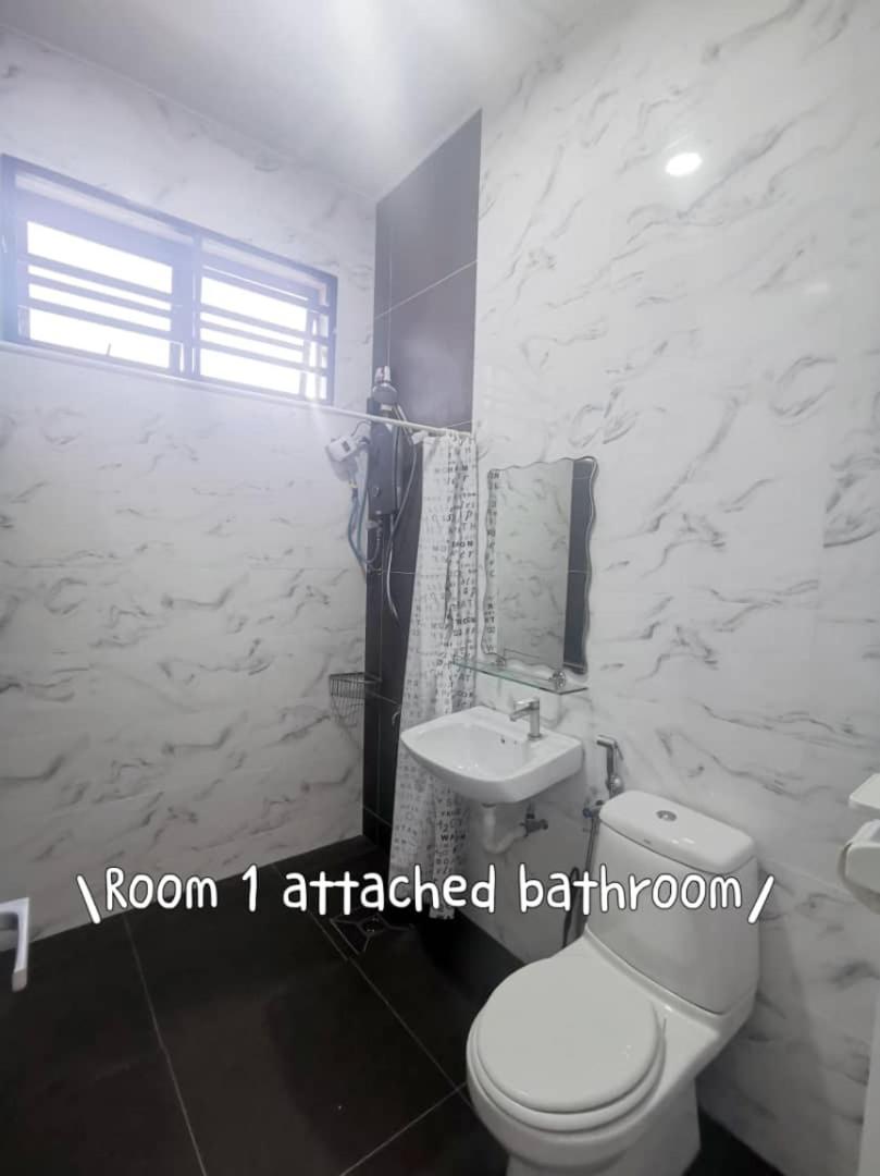 Near TC Beach Alor Akar 4R3B fully AC Town area photo 7