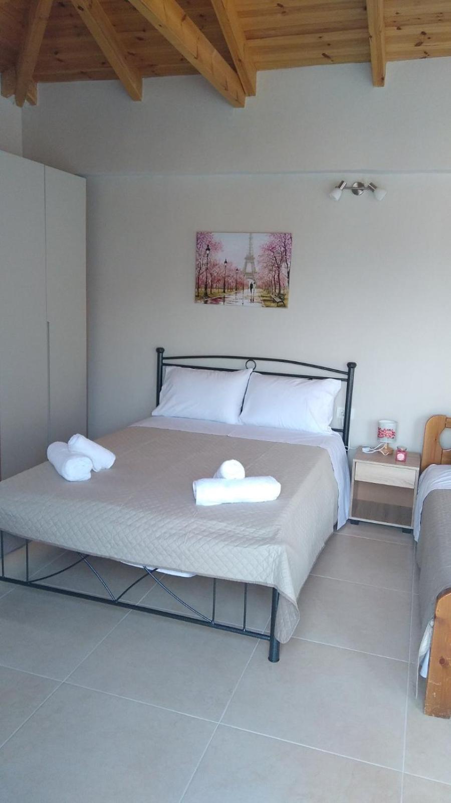 ChristAlex Guesthouse