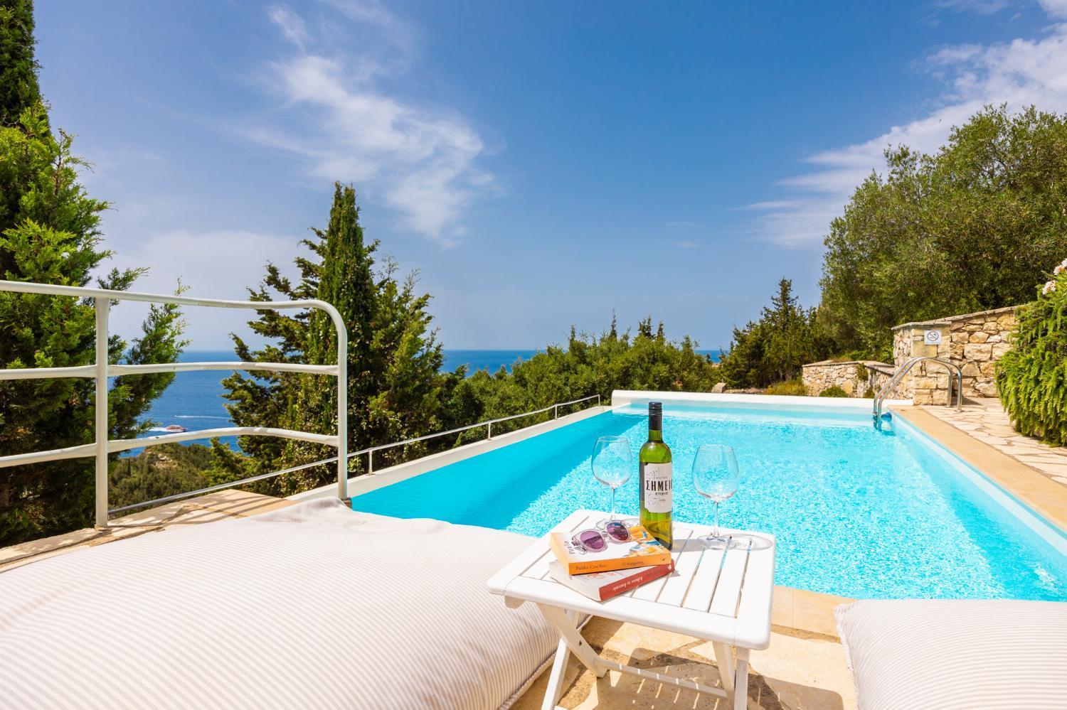 Villa Bougainvillea