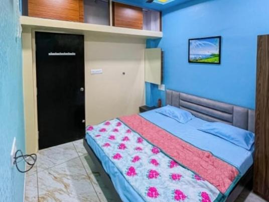 JAI SWAMiNARAYAN DELUX HOMESTAY