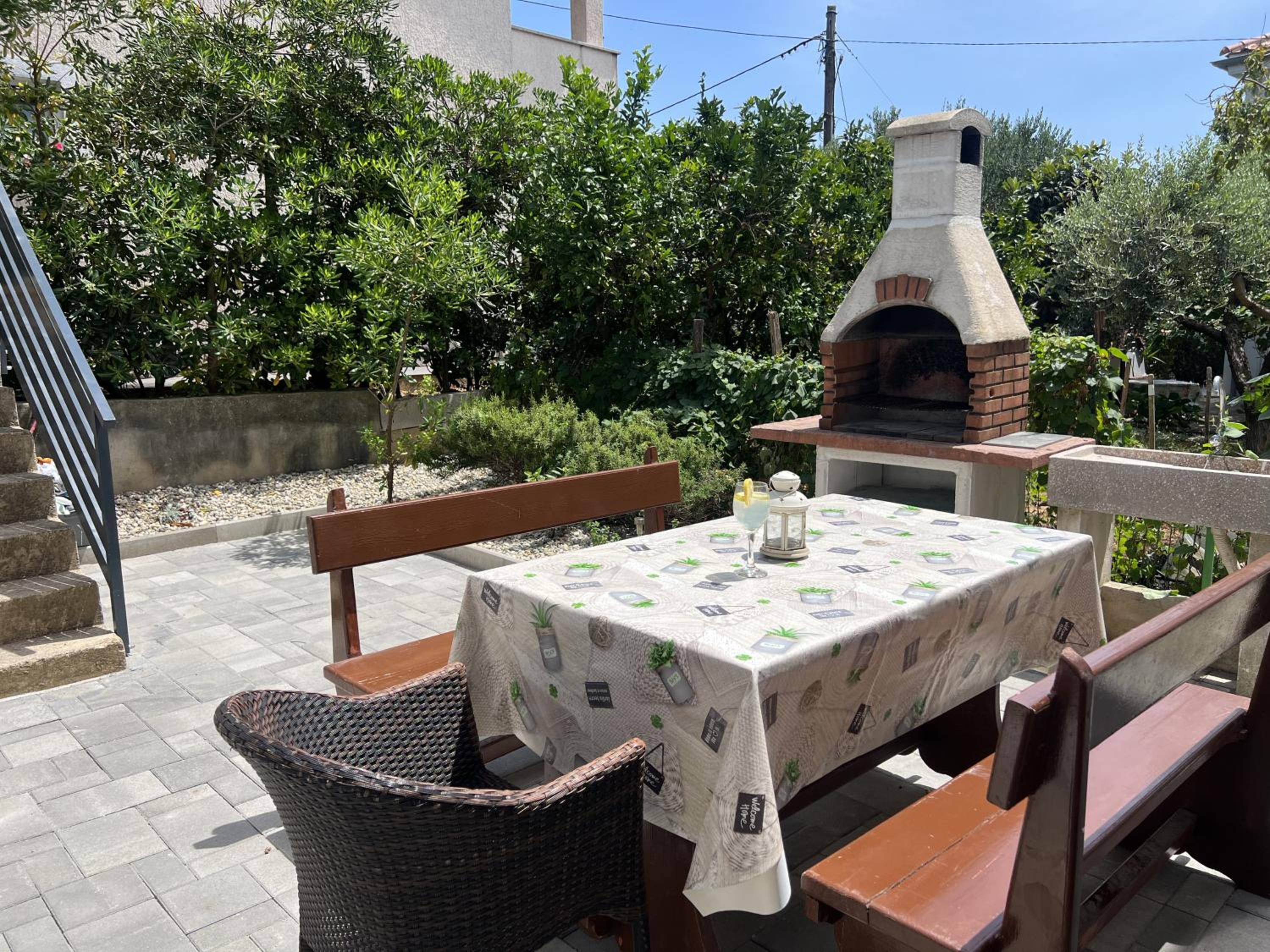 Apartment Bura