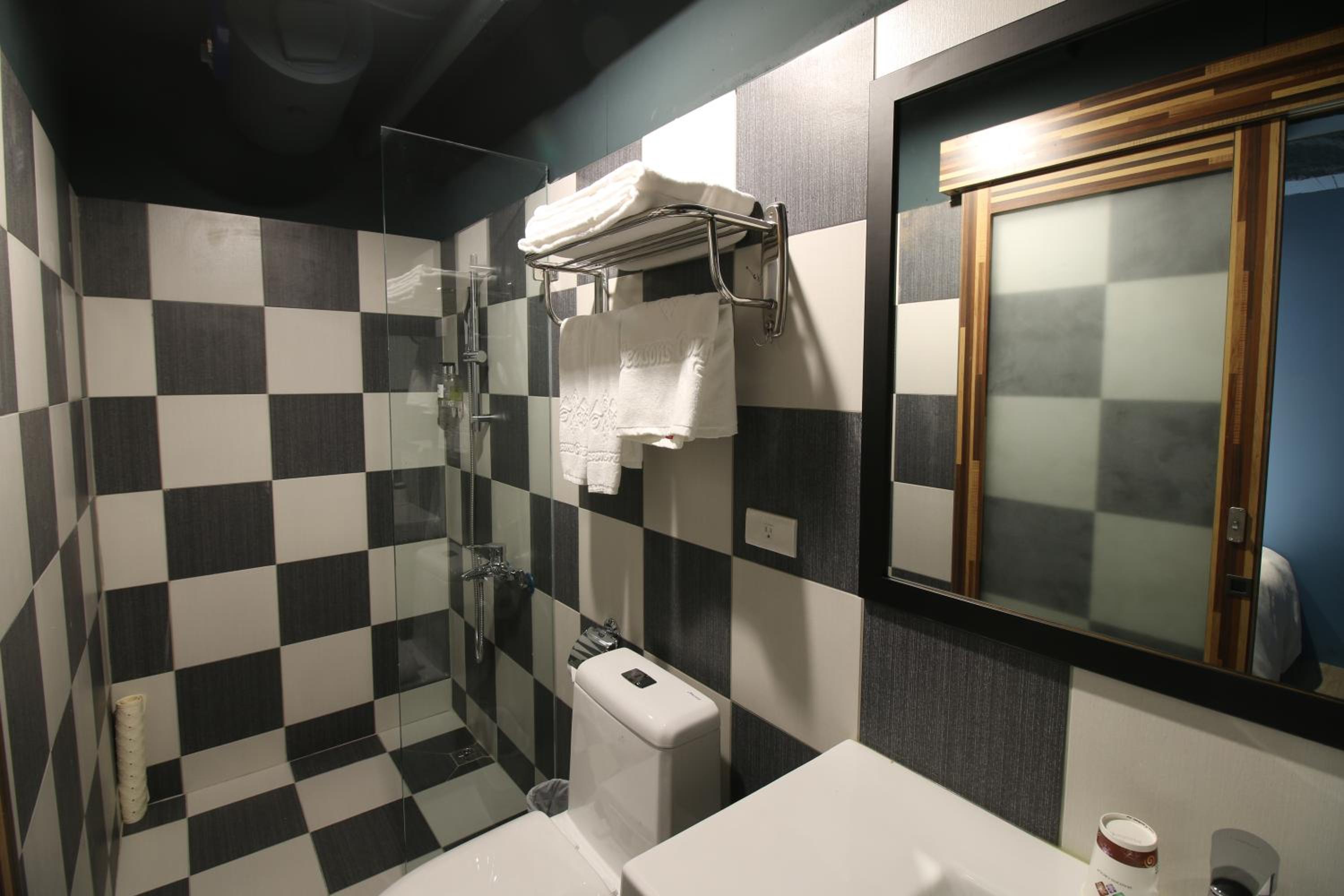 R10 Eco Hotel