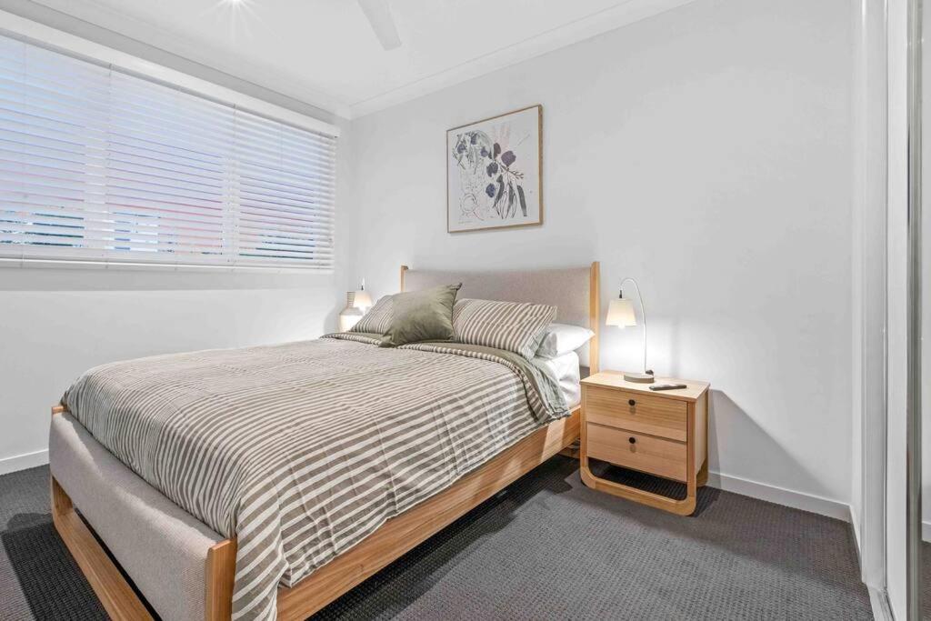 Redcliffe CBD Family Beach House