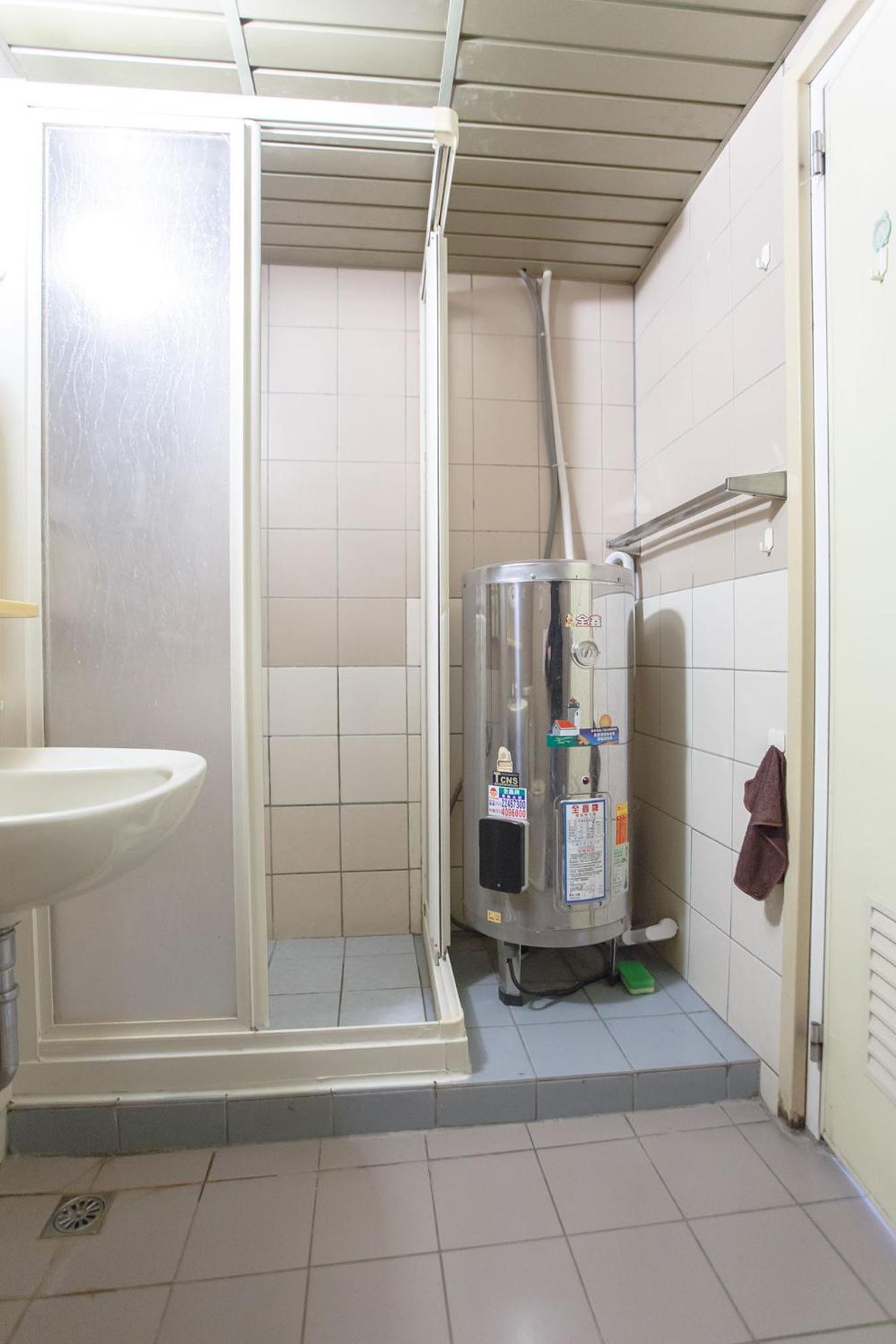 Alan rooms for 2-4 people