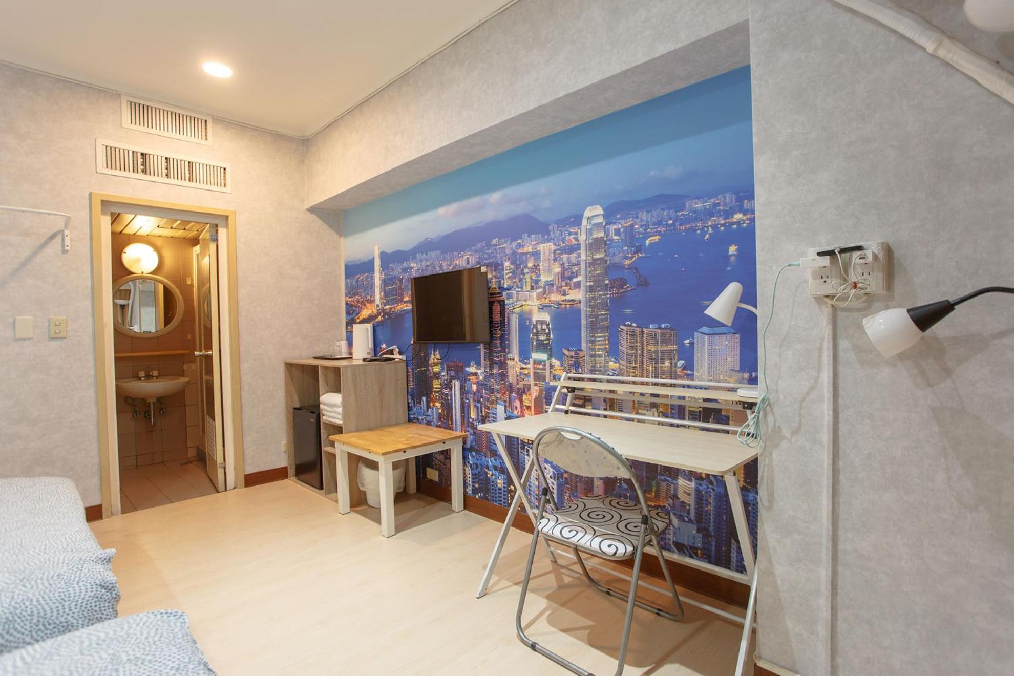 Alan rooms for 2-4 people
