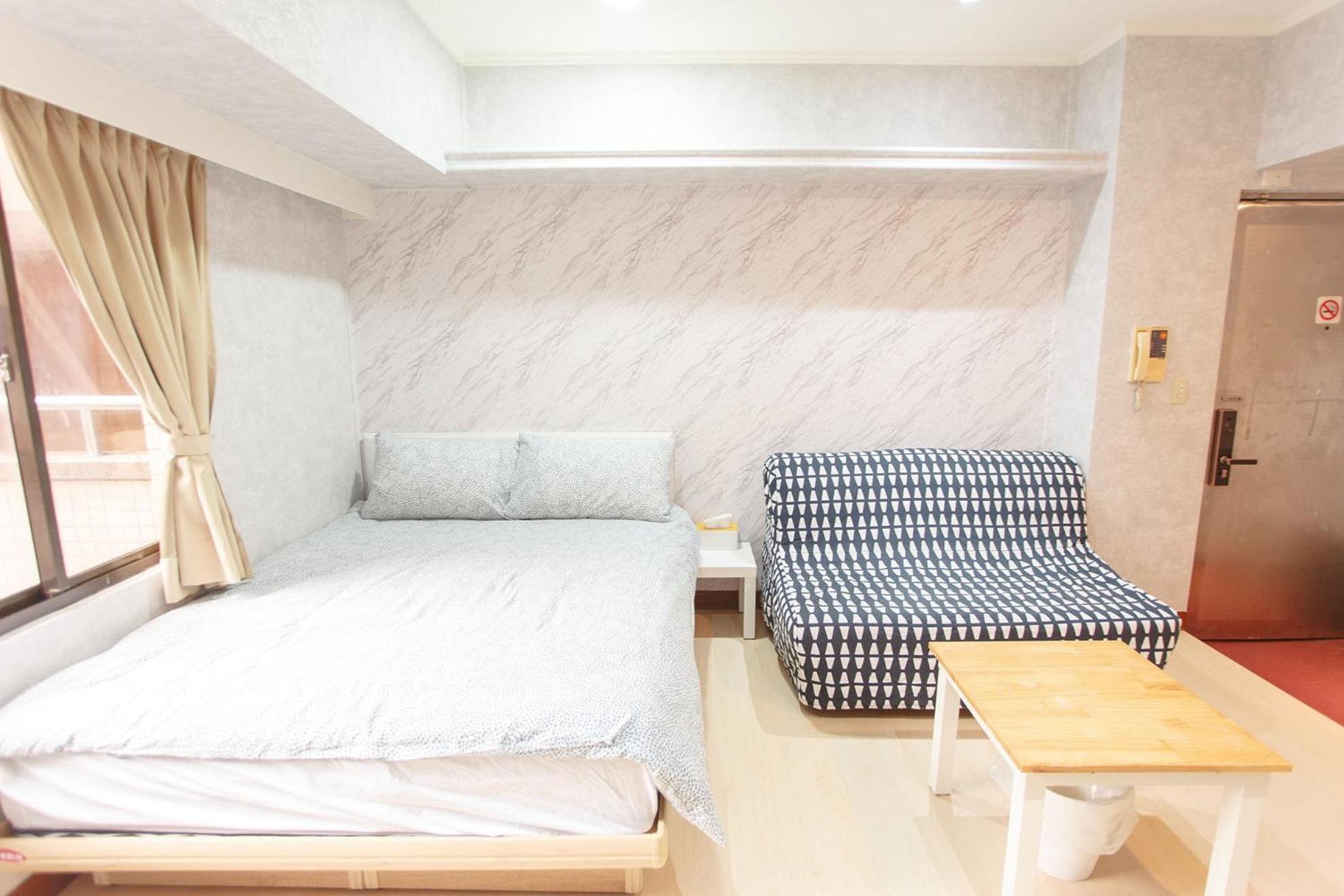 Alan rooms for 2-4 people