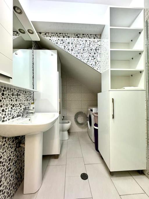 Picco Luxury Studio Apartment, Bougainville Bay