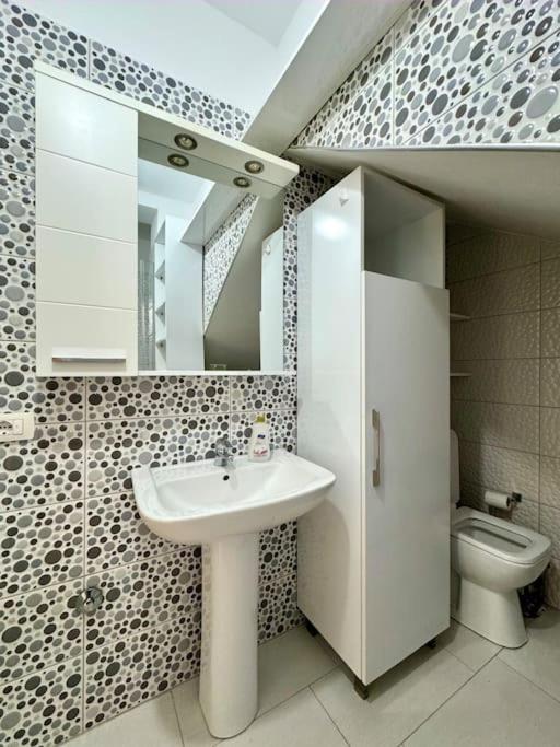 Picco Luxury Studio Apartment, Bougainville Bay