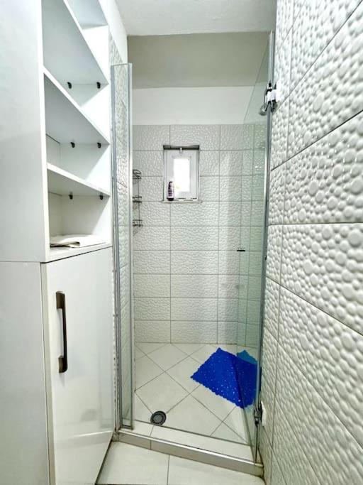 Picco Luxury Studio Apartment, Bougainville Bay