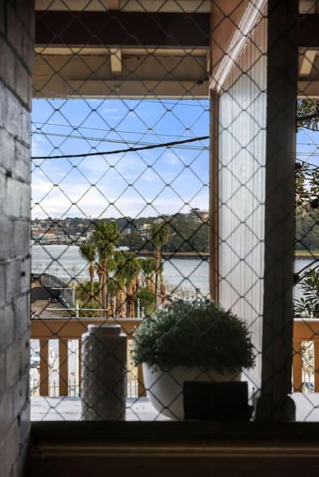 Vacation Home w Private Rooftop and Harbour View