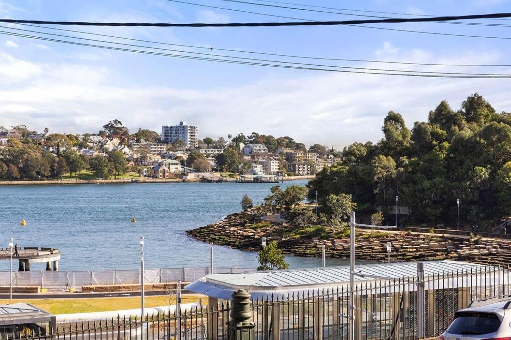 Vacation Home w Private Rooftop and Harbour View