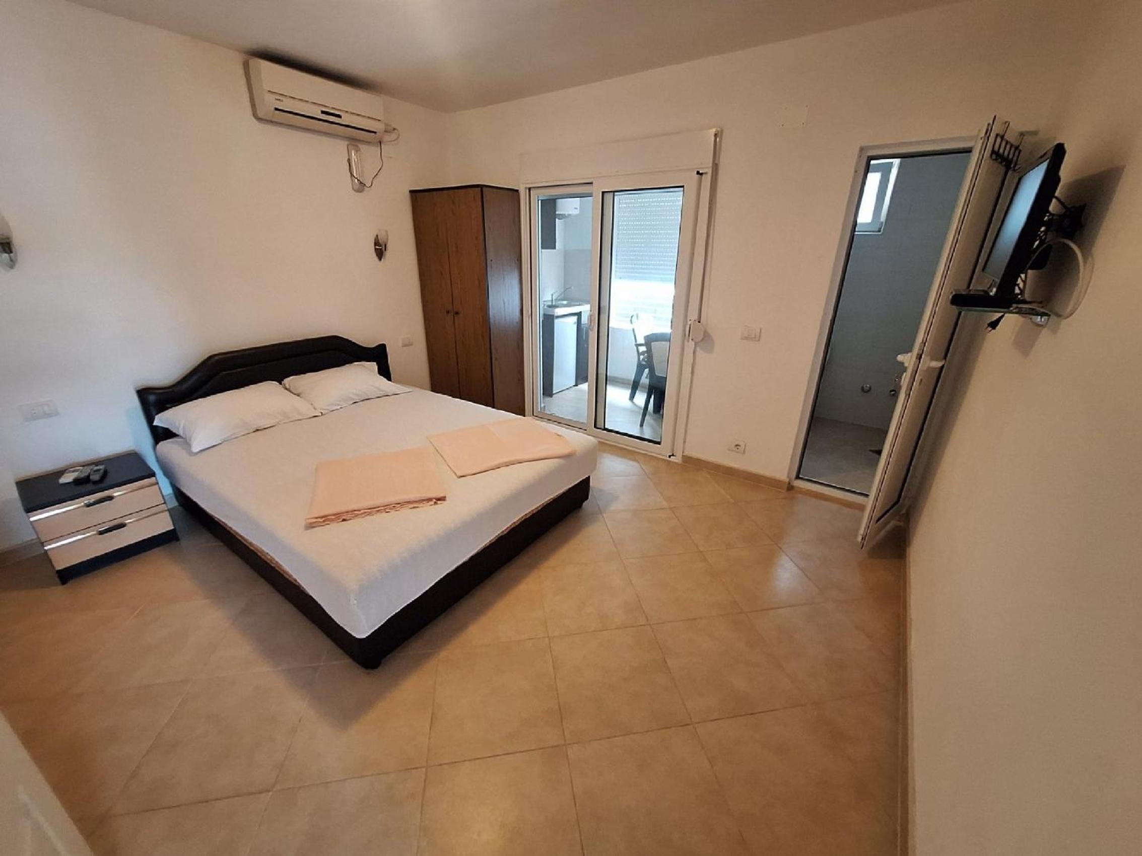 Aldina Apartments